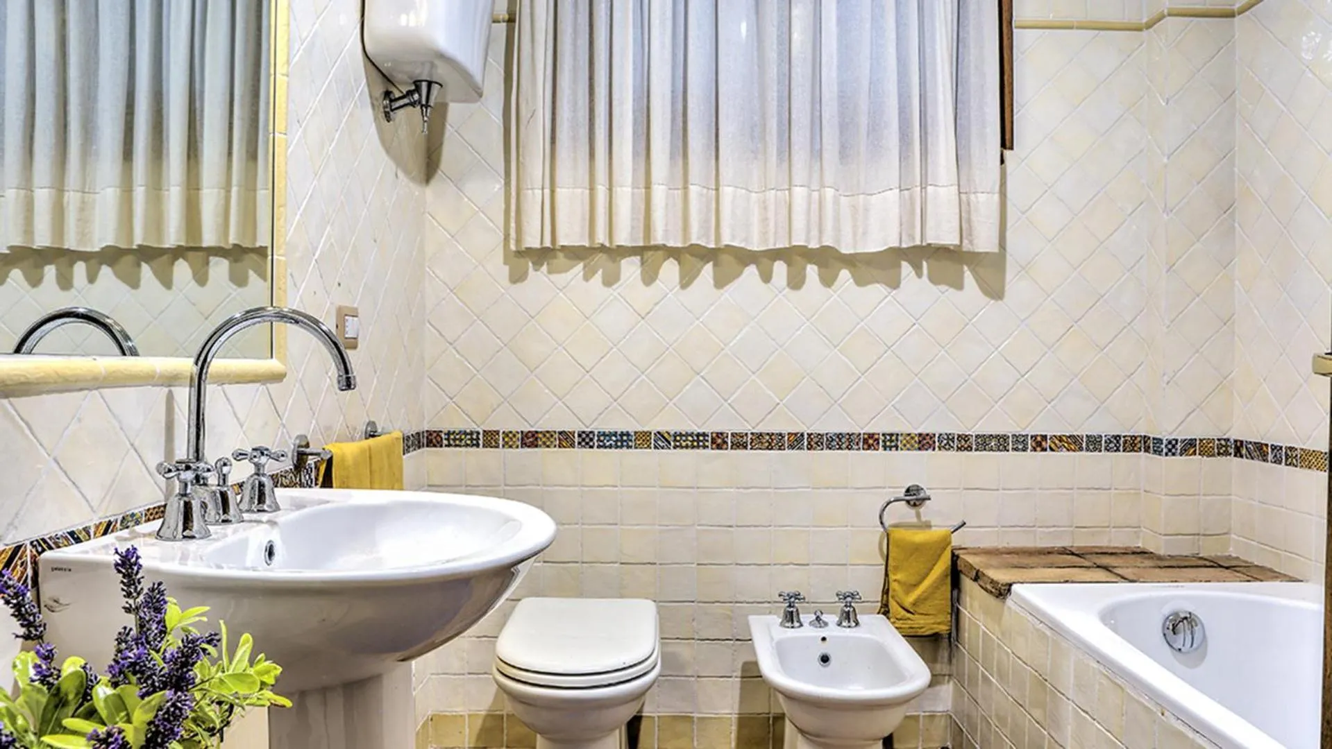 Bathroom in Villa Bella 8, Emma Villas