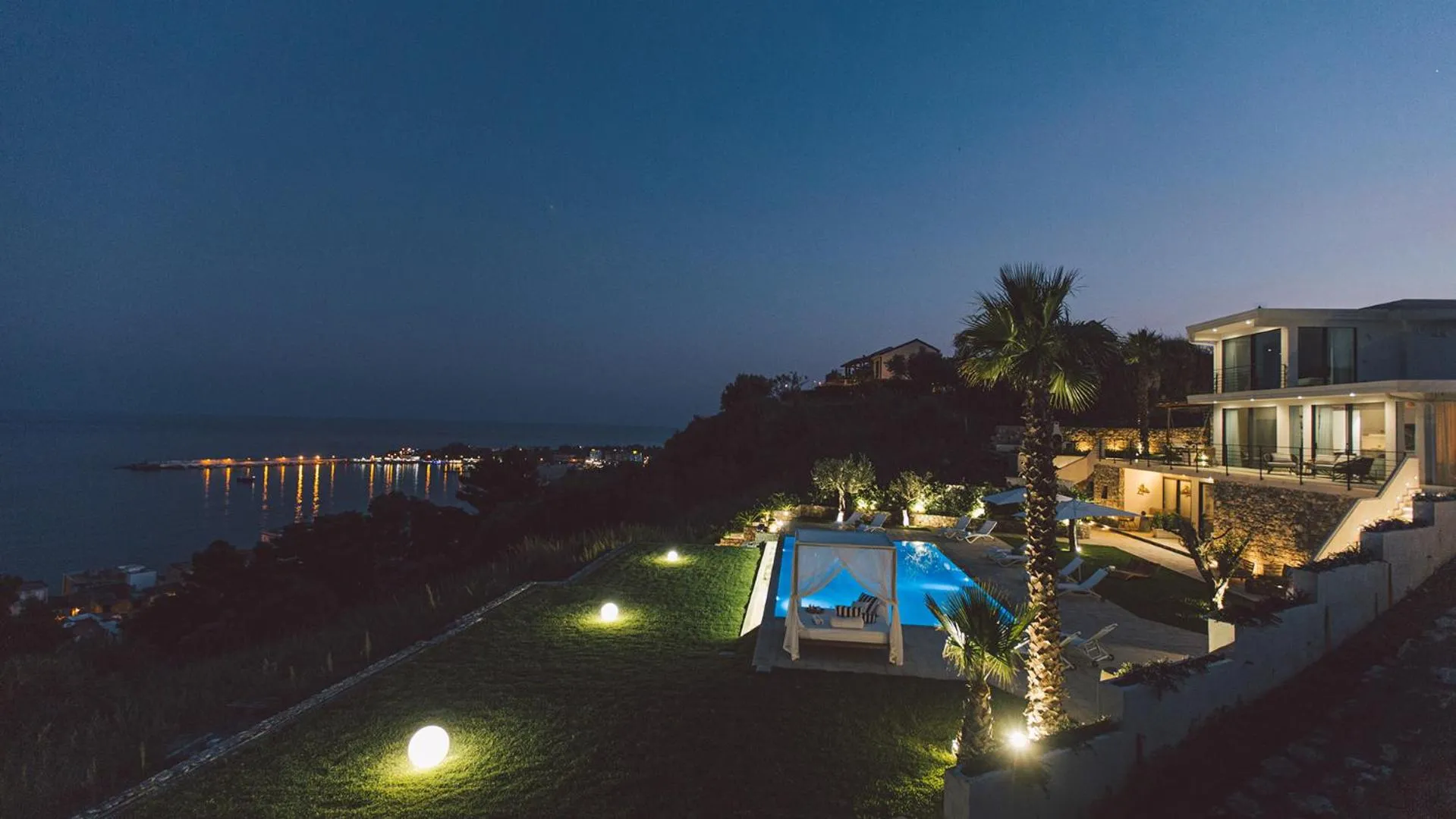 Sea view in Villa Triscele 10, Emma Villas