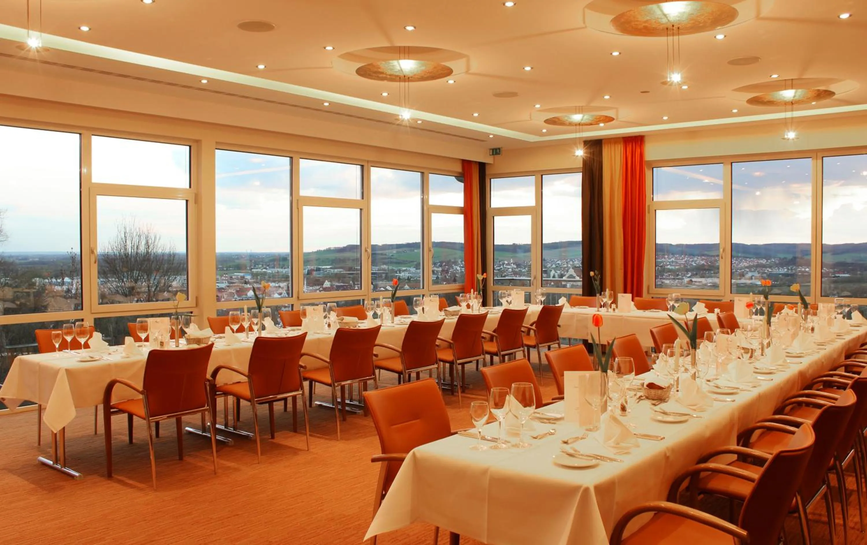 Restaurant/places to eat in Parkhotel Donauwörth