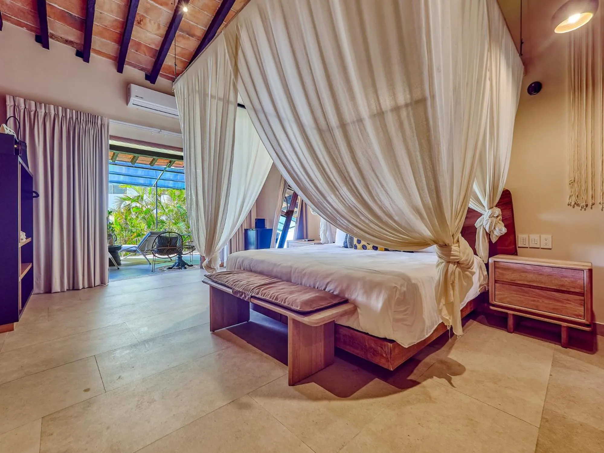 Photo of the whole room, Bed in Maxwell Residences at Indah