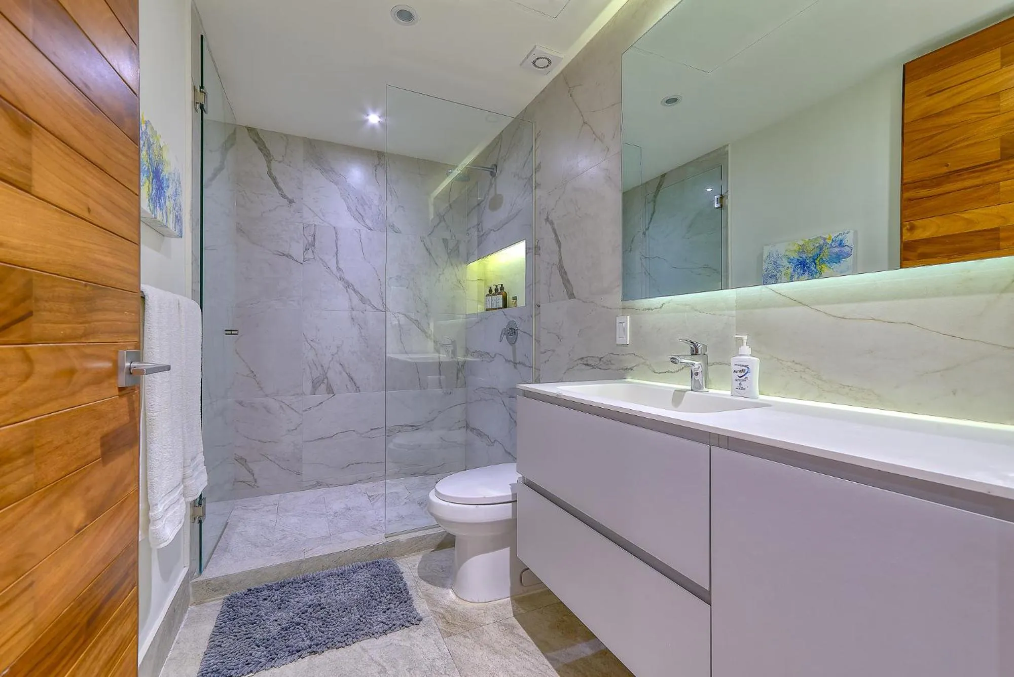 Bathroom in Maxwell Residences at Indah