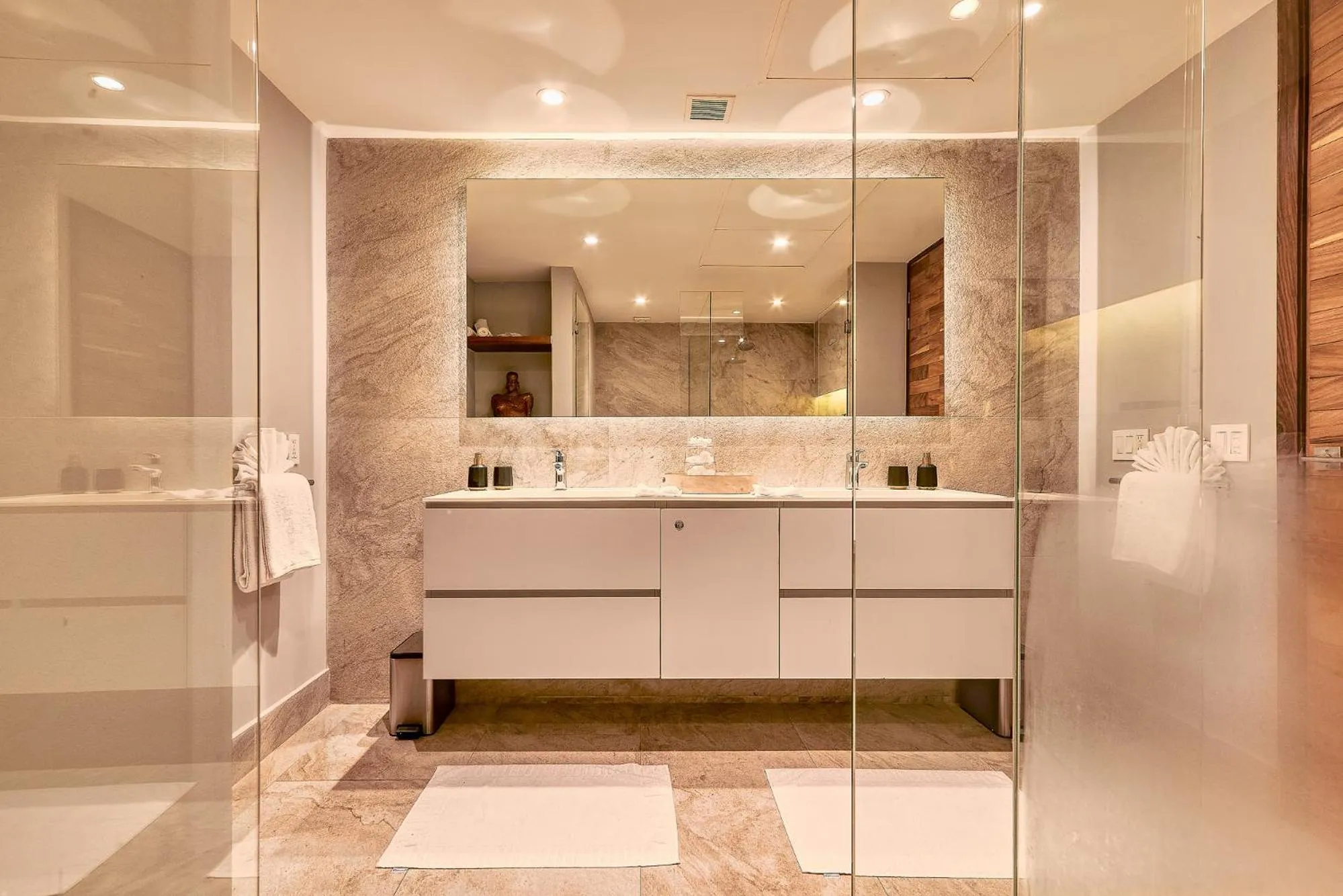 Bathroom in Maxwell Residences at Indah