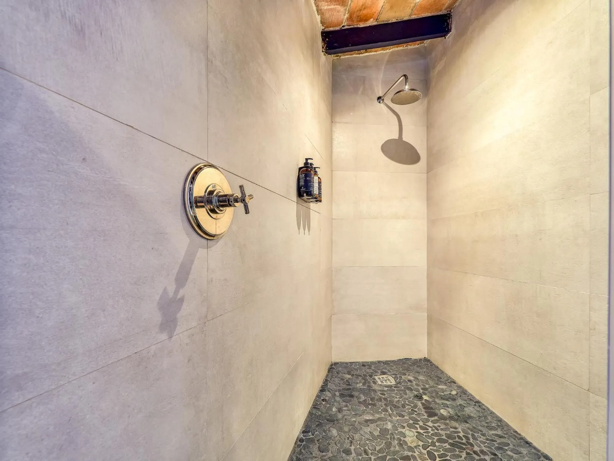 Bathroom in Maxwell Residences at Indah