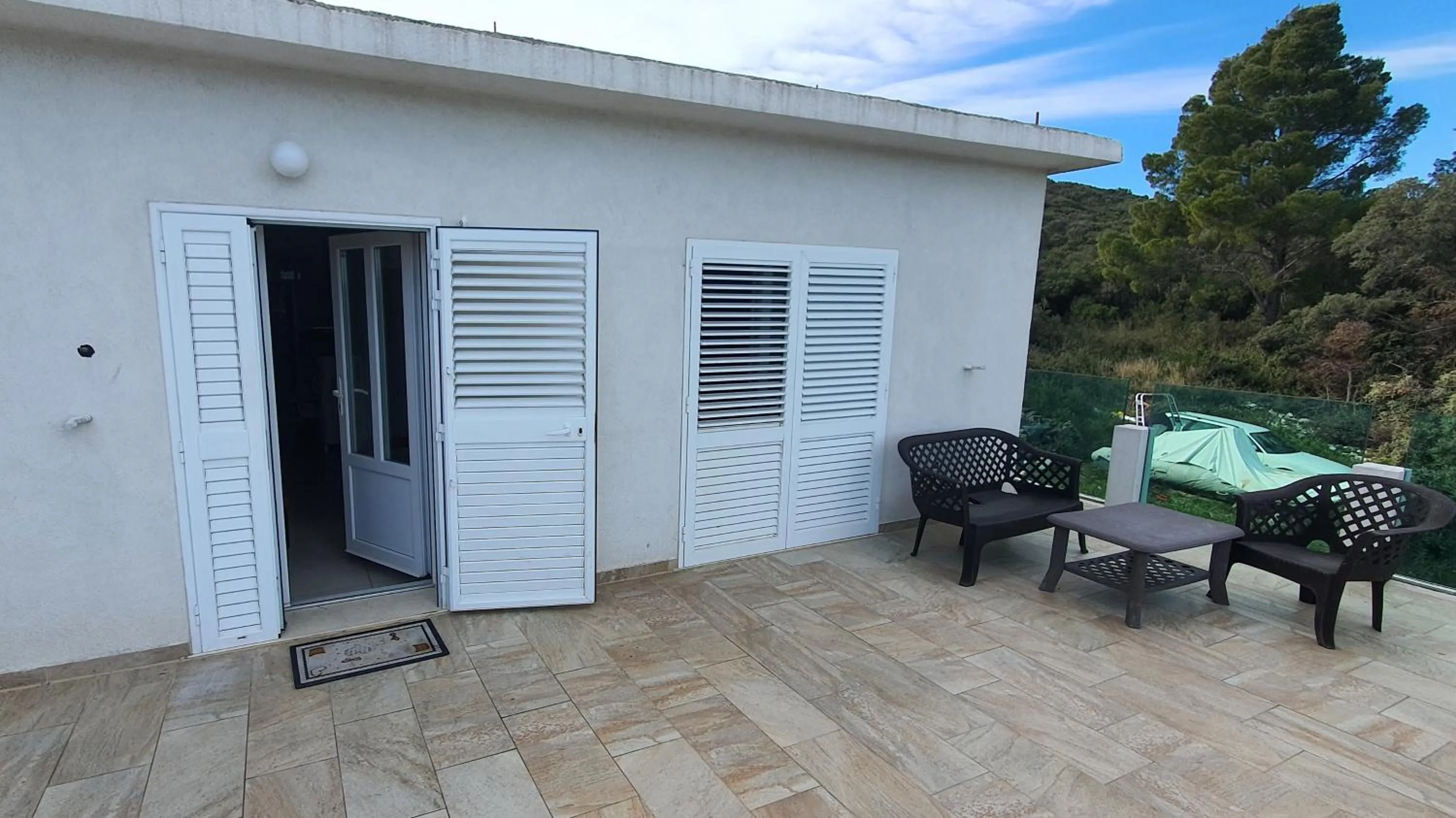 Facade/entrance in Villa Wind Apartments