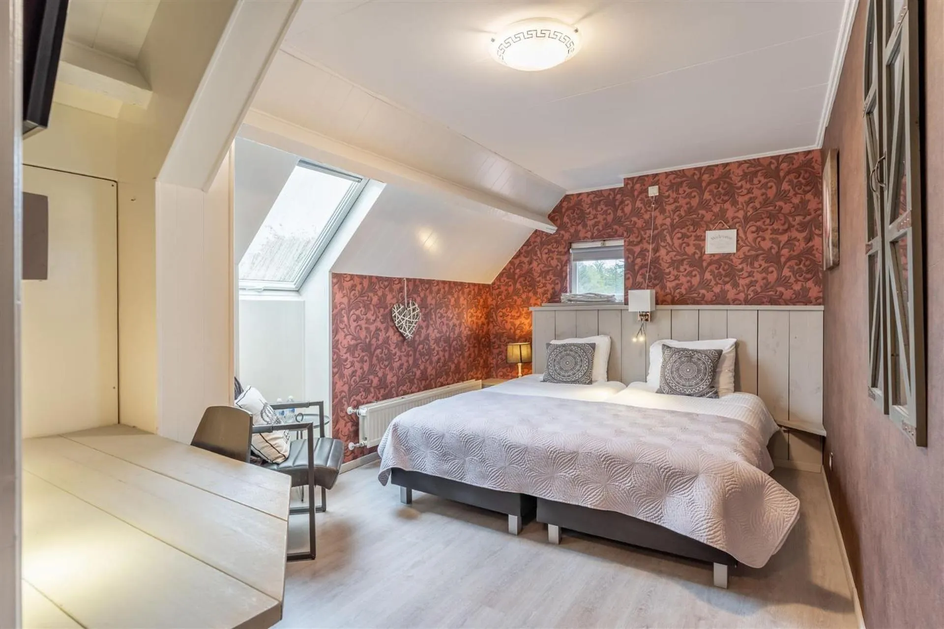 Guests, Bed in B&B De Kroonhoeve