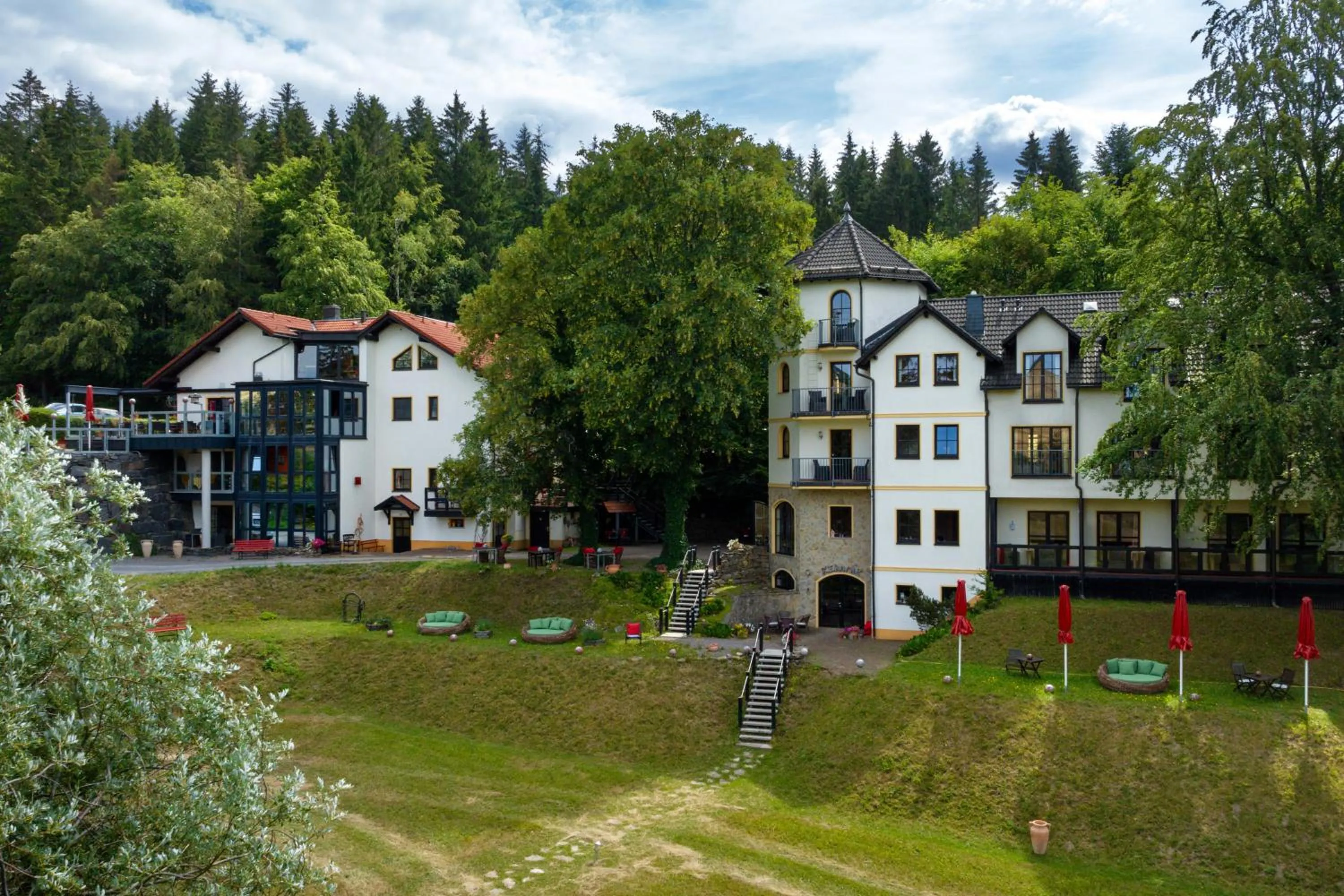 Property building in Gastinger Hotel-Restaurant