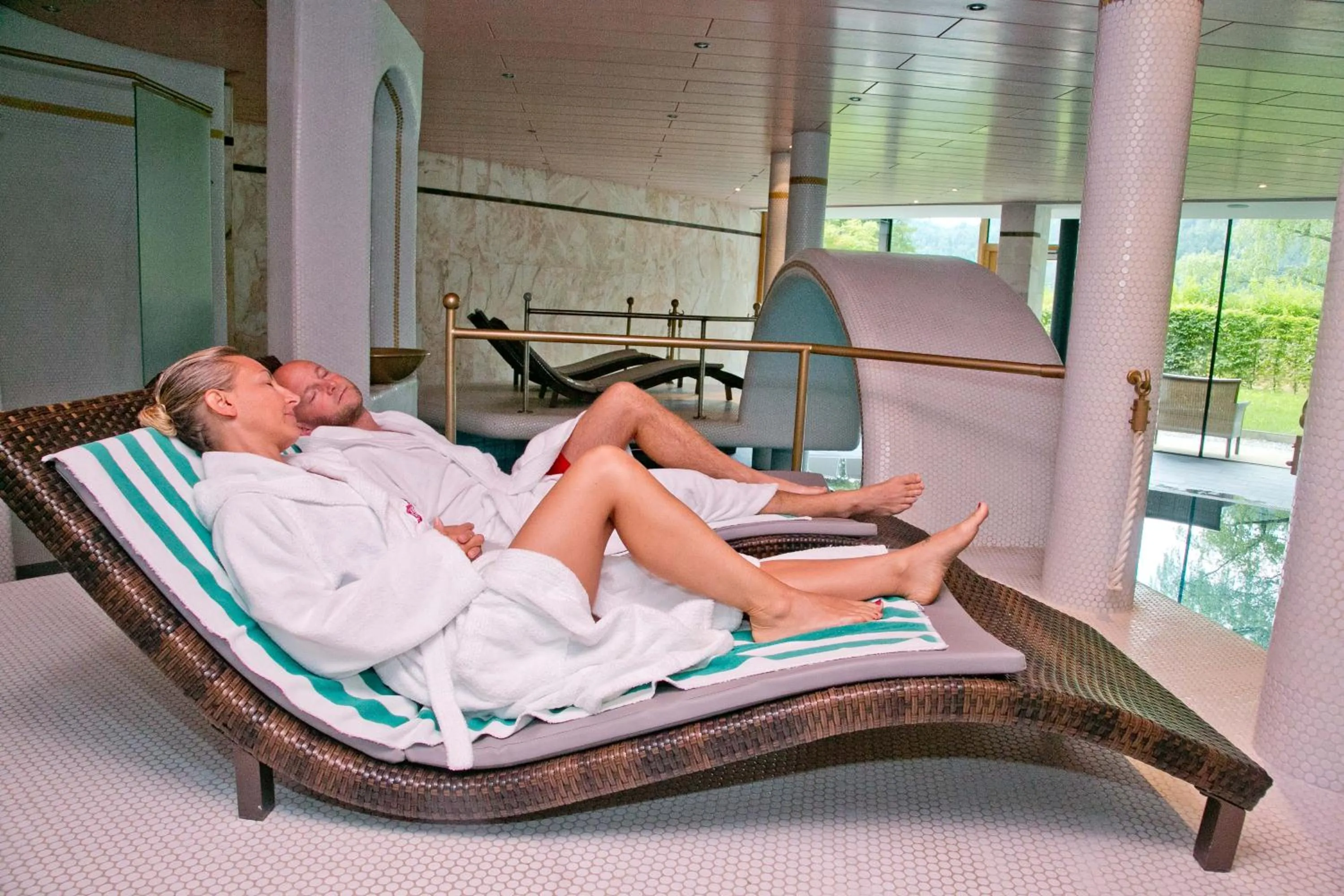 Swimming pool in Amerika-Holzer Hotel & Resort