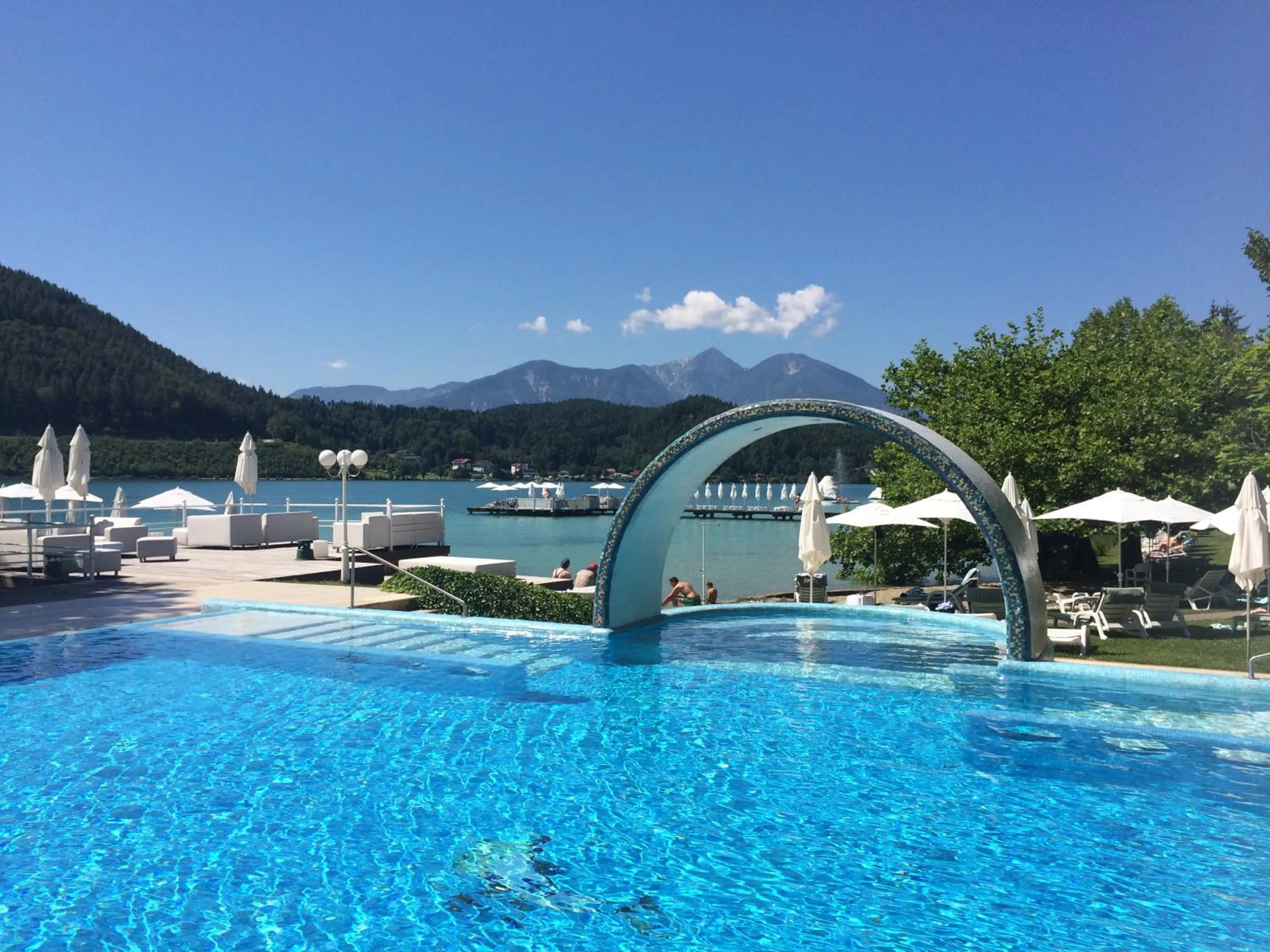 Pool view in Amerika-Holzer Hotel & Resort