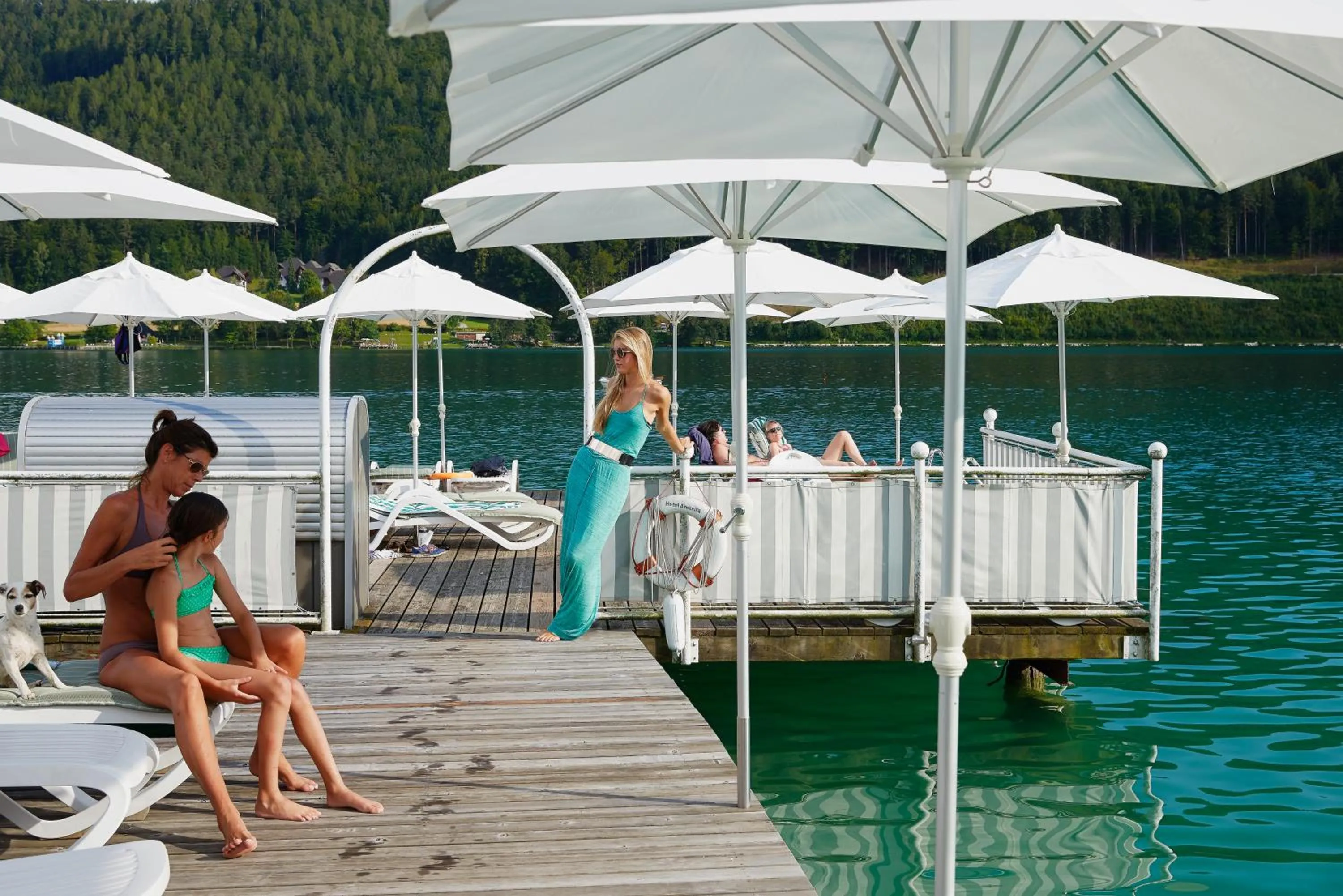 Swimming pool in Amerika-Holzer Hotel & Resort