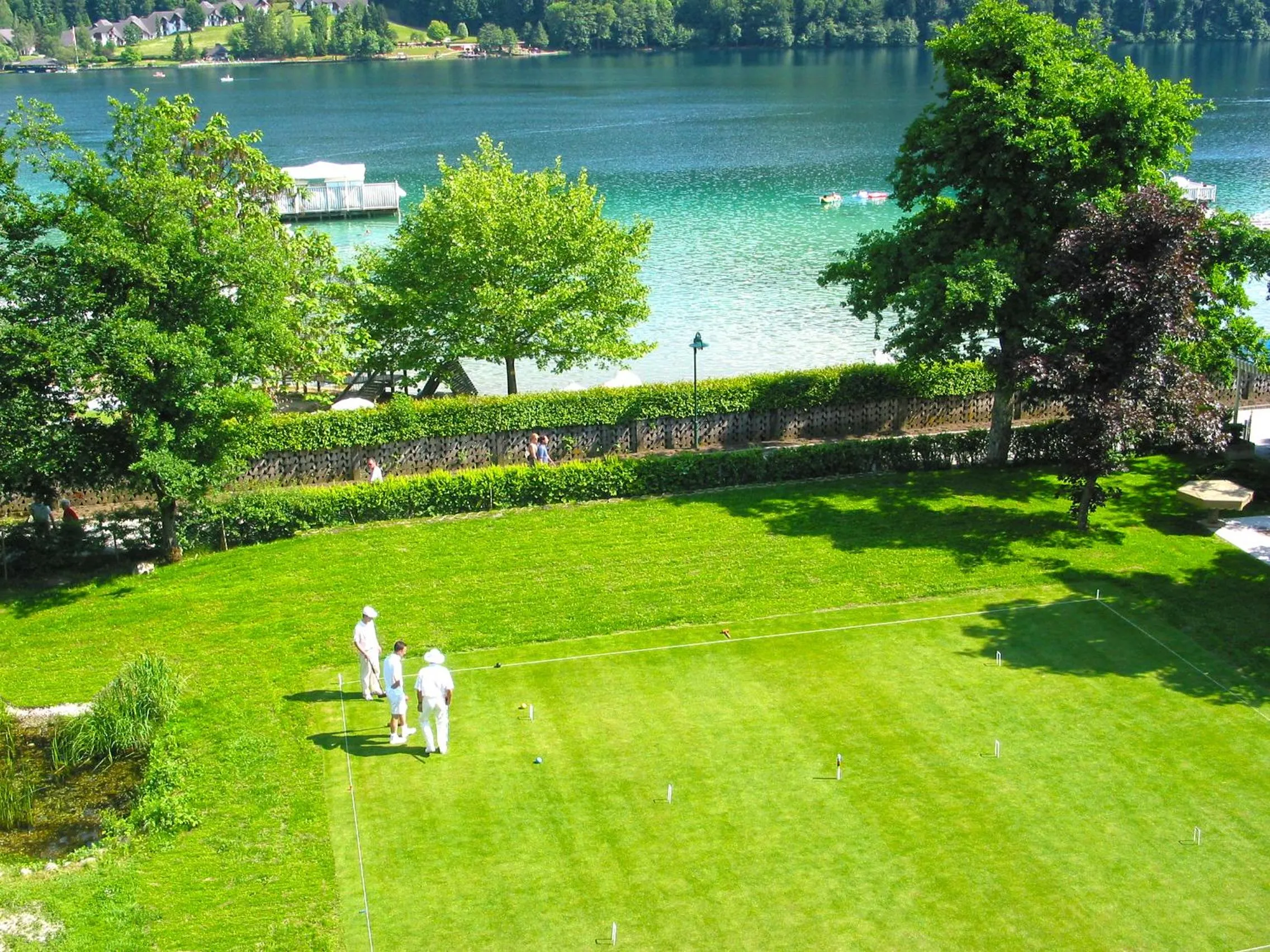 Facade/entrance in Amerika-Holzer Hotel & Resort