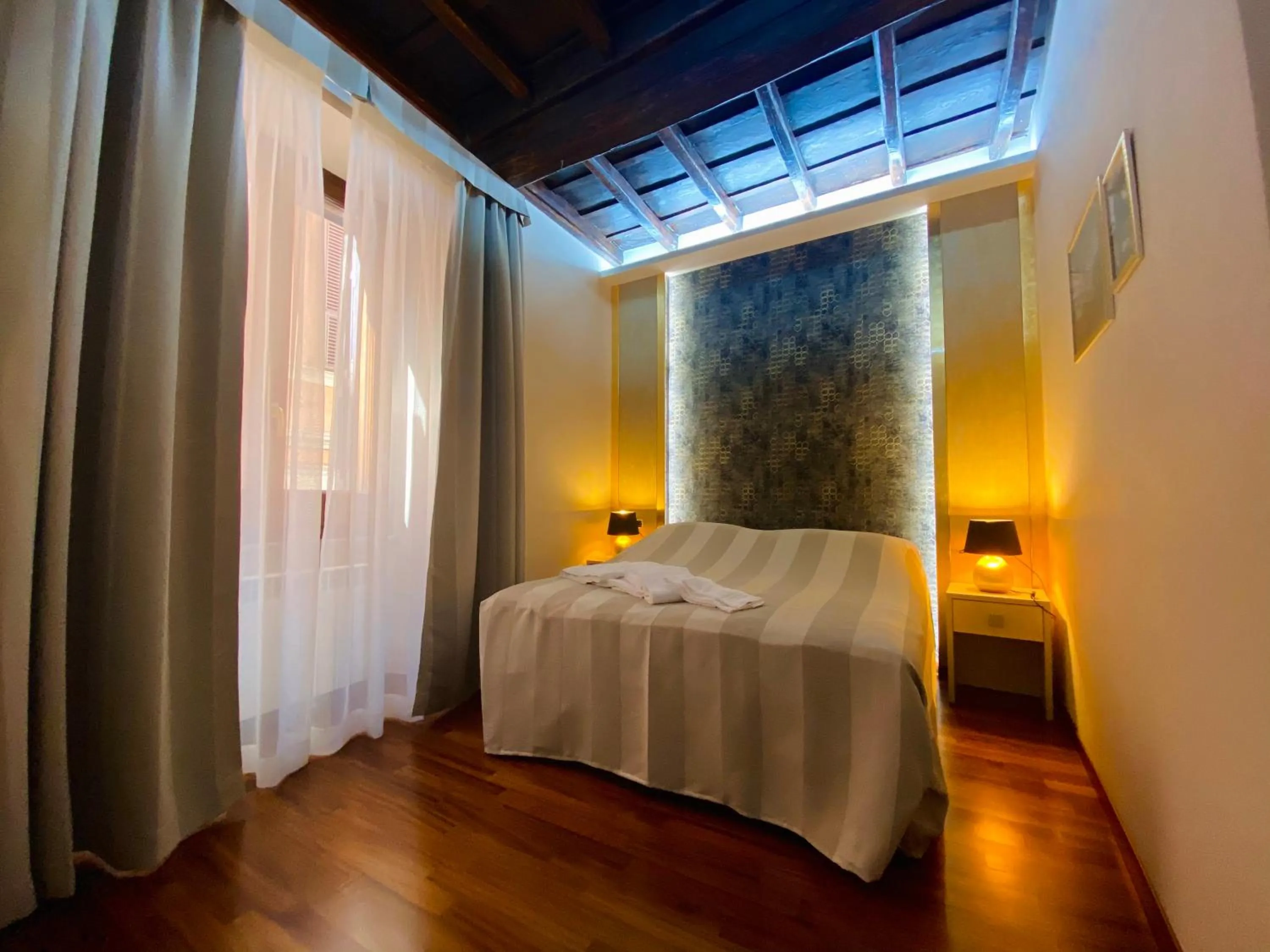 Bedroom, Bed in Campo Marzio Hotelier
