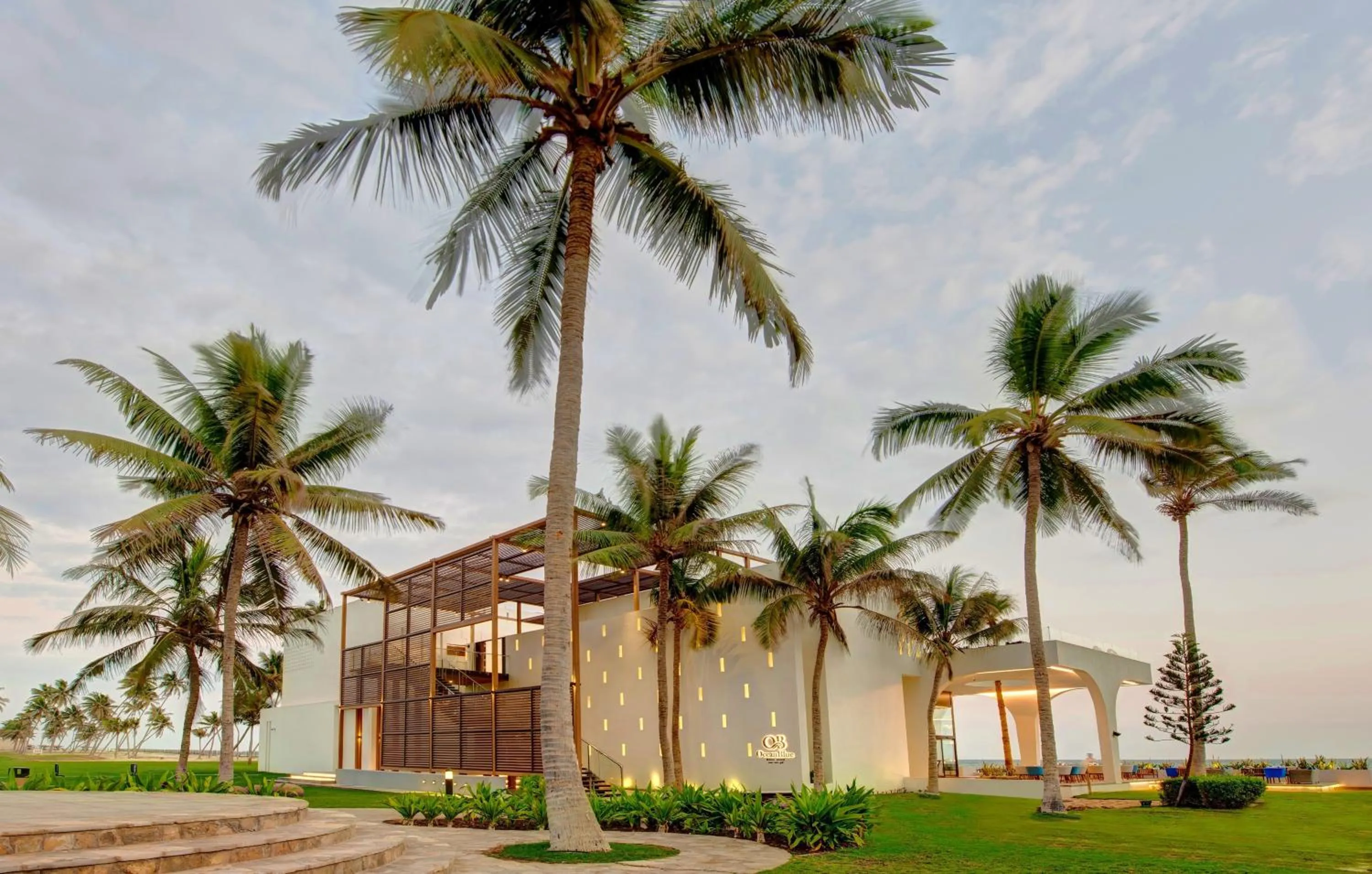 Restaurant/places to eat in Crowne Plaza Resort Salalah by IHG