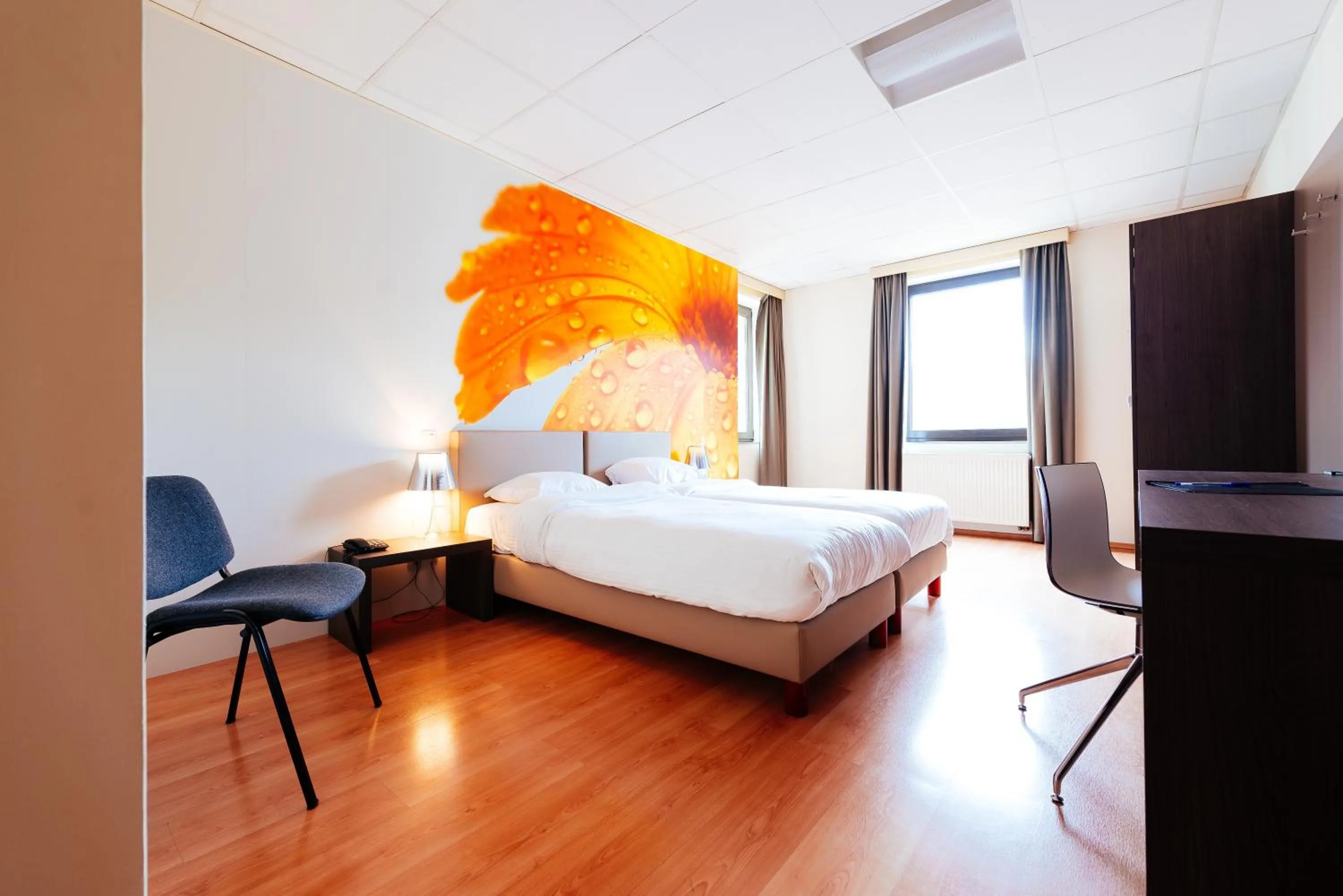 Photo of the whole room, Bed in Hotel Soret