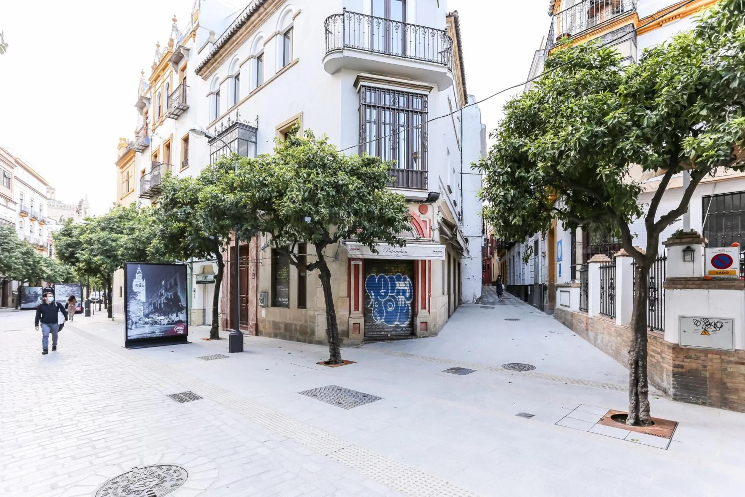 Property building in Mateo Gago 13