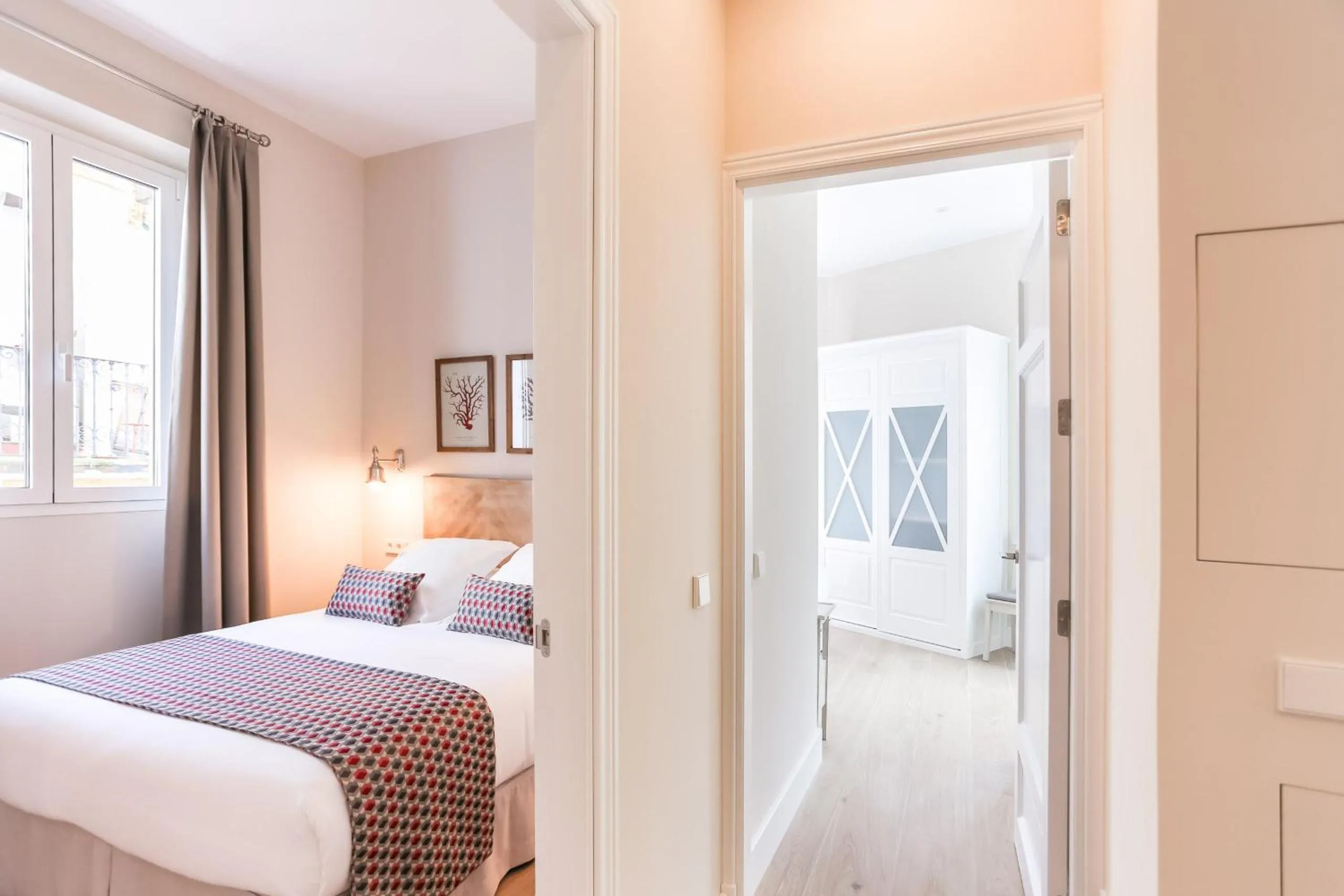 Bed in Mateo Gago 13