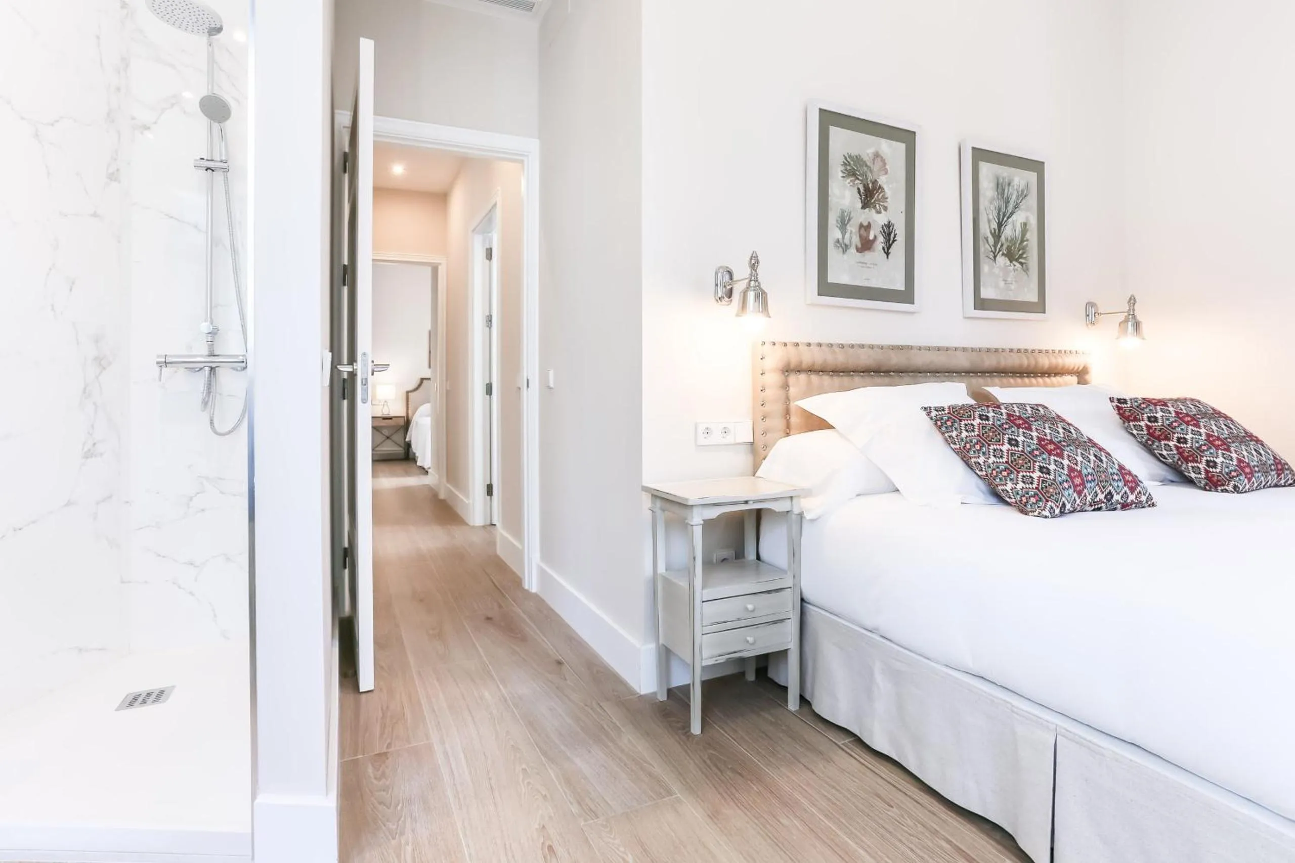 Bed in Mateo Gago 13