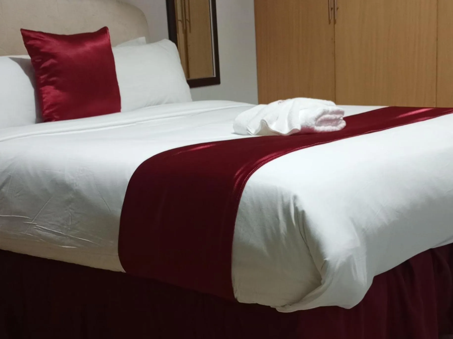 Bed in Frontiers Hotel & Conference Entebbe