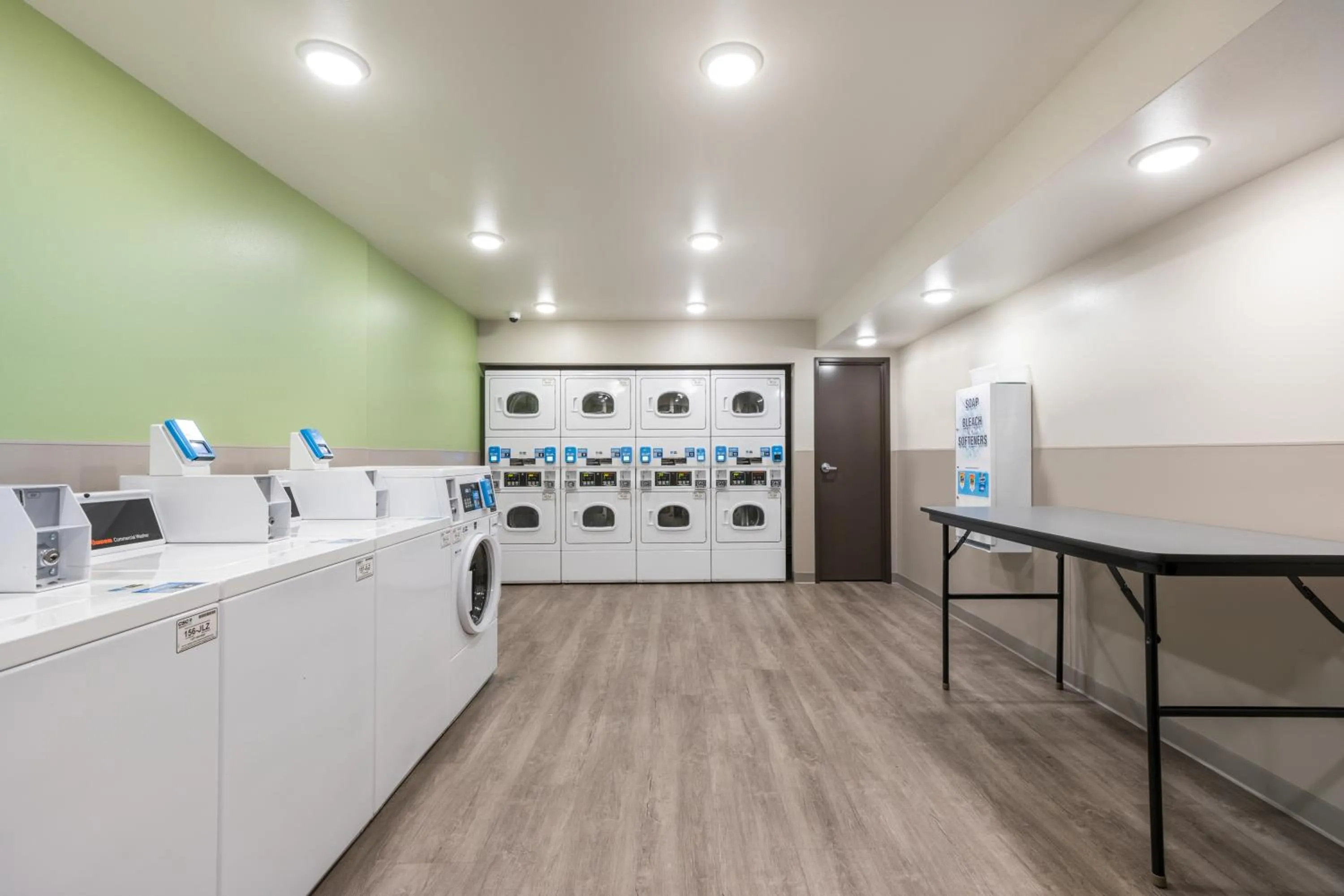 laundry in WoodSpring Suites Elgin - Chicago