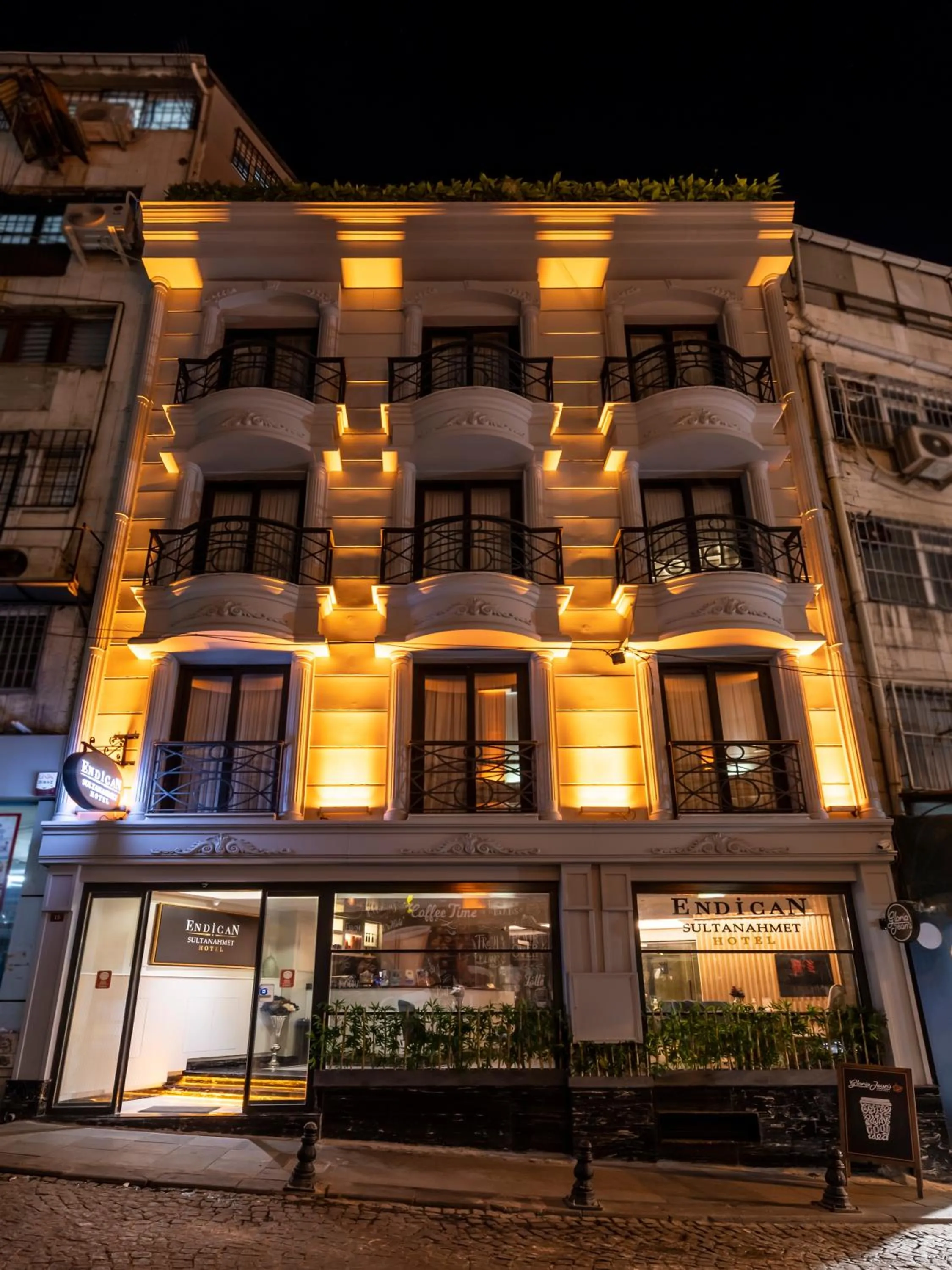 Property building in Endican Sultanahmet Hotel