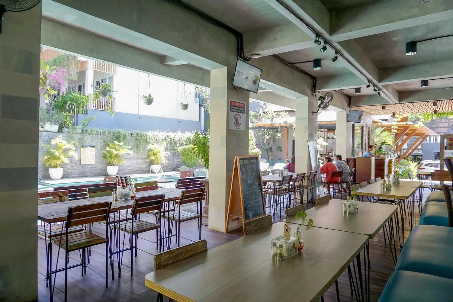 Restaurant/places to eat in Graha Socio Hotel Nusa Dua Bali