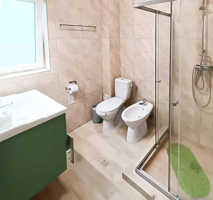 Shower in ElStefanino House