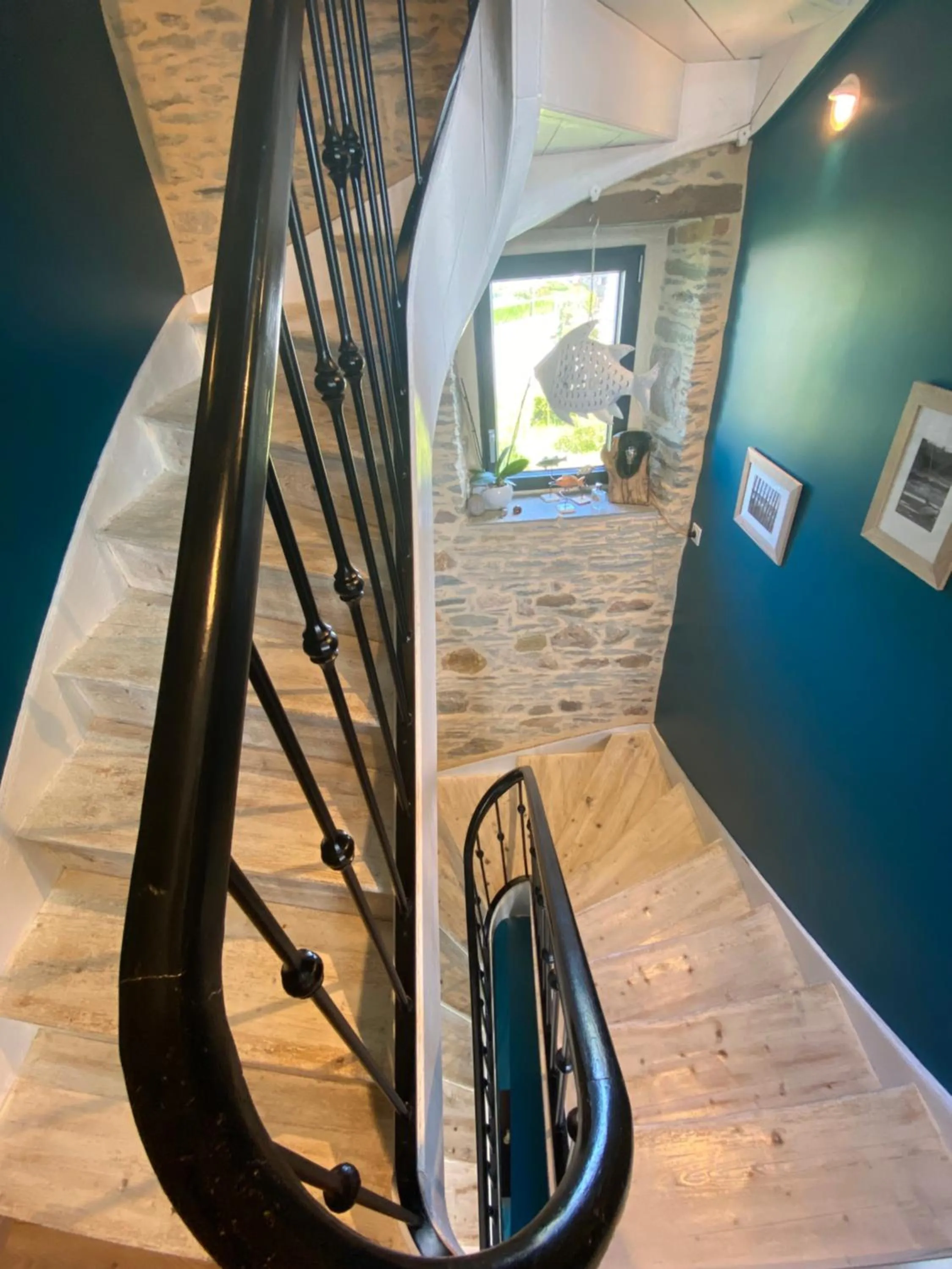 Property building in L’ARDOISIÈRE, maison d’hôtes et d’amis