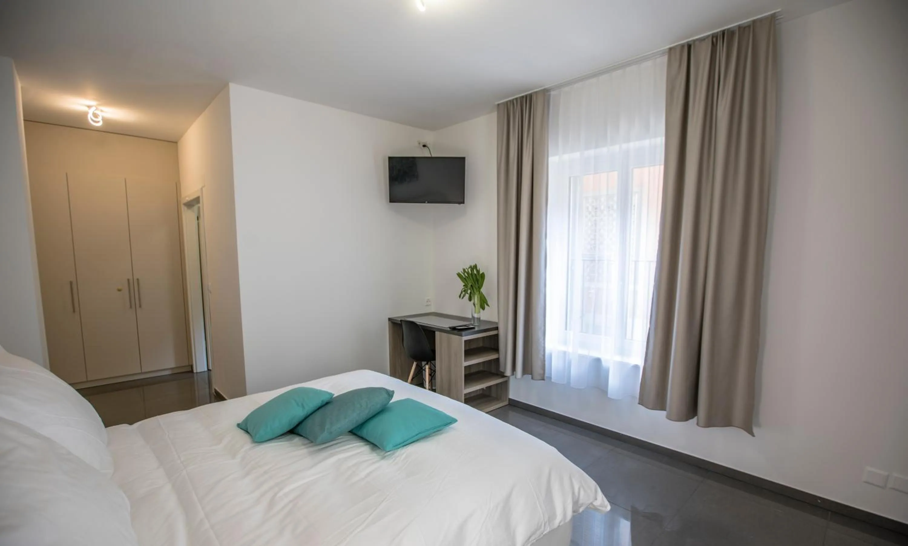 Bed in Self Check-In Hotel Kernhof Langstrasse