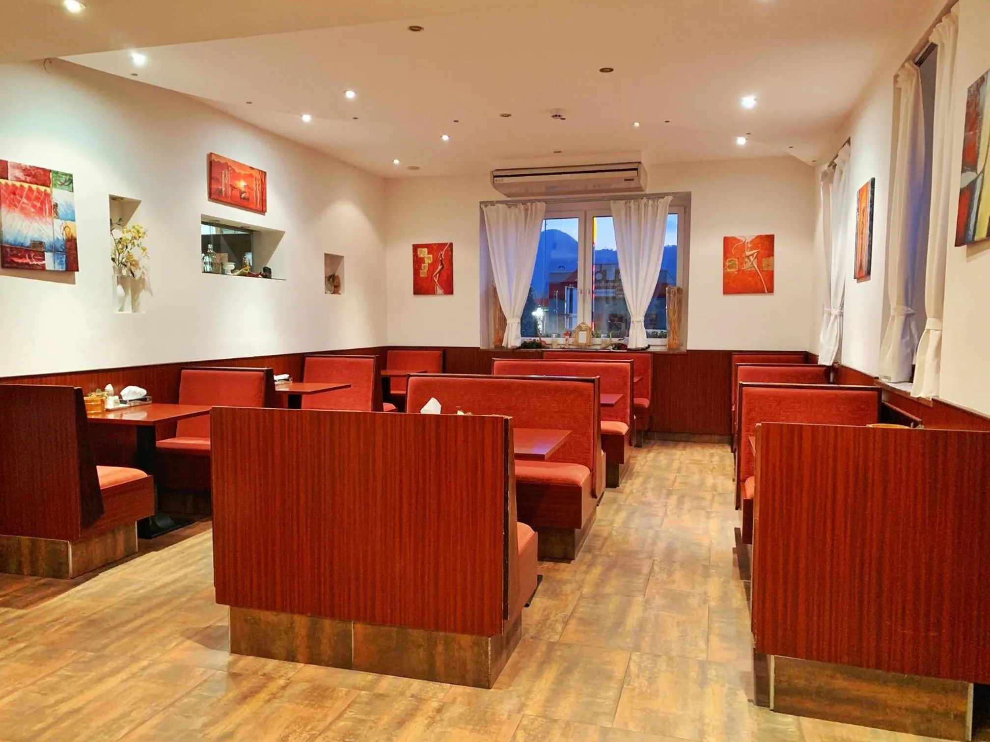 Buffet breakfast, Restaurant/Places to Eat in Hotel Vogelweiderhof