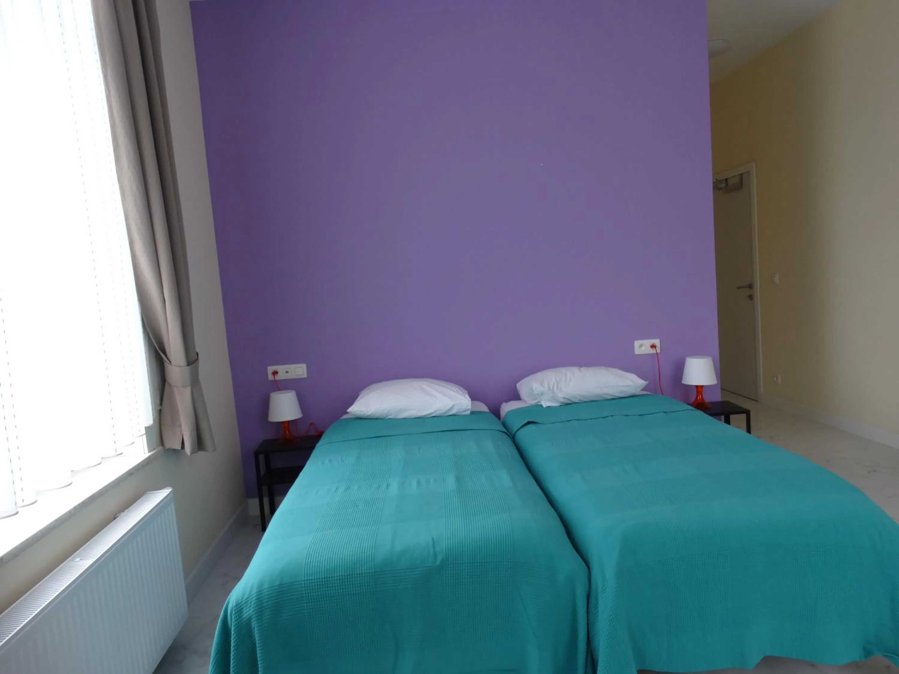 Bed in Hotel de la Gare Aalst