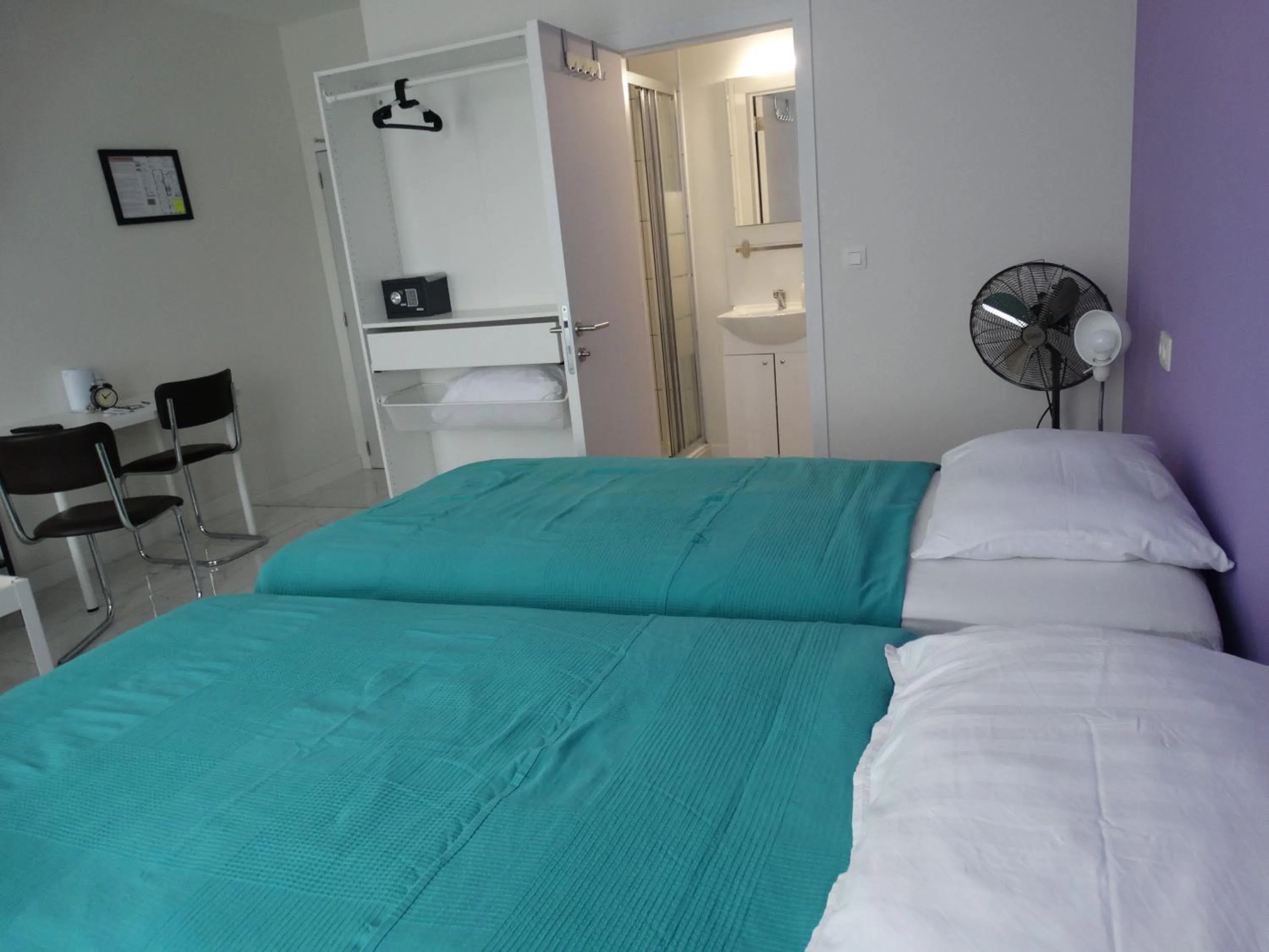 Bed in Hotel de la Gare Aalst