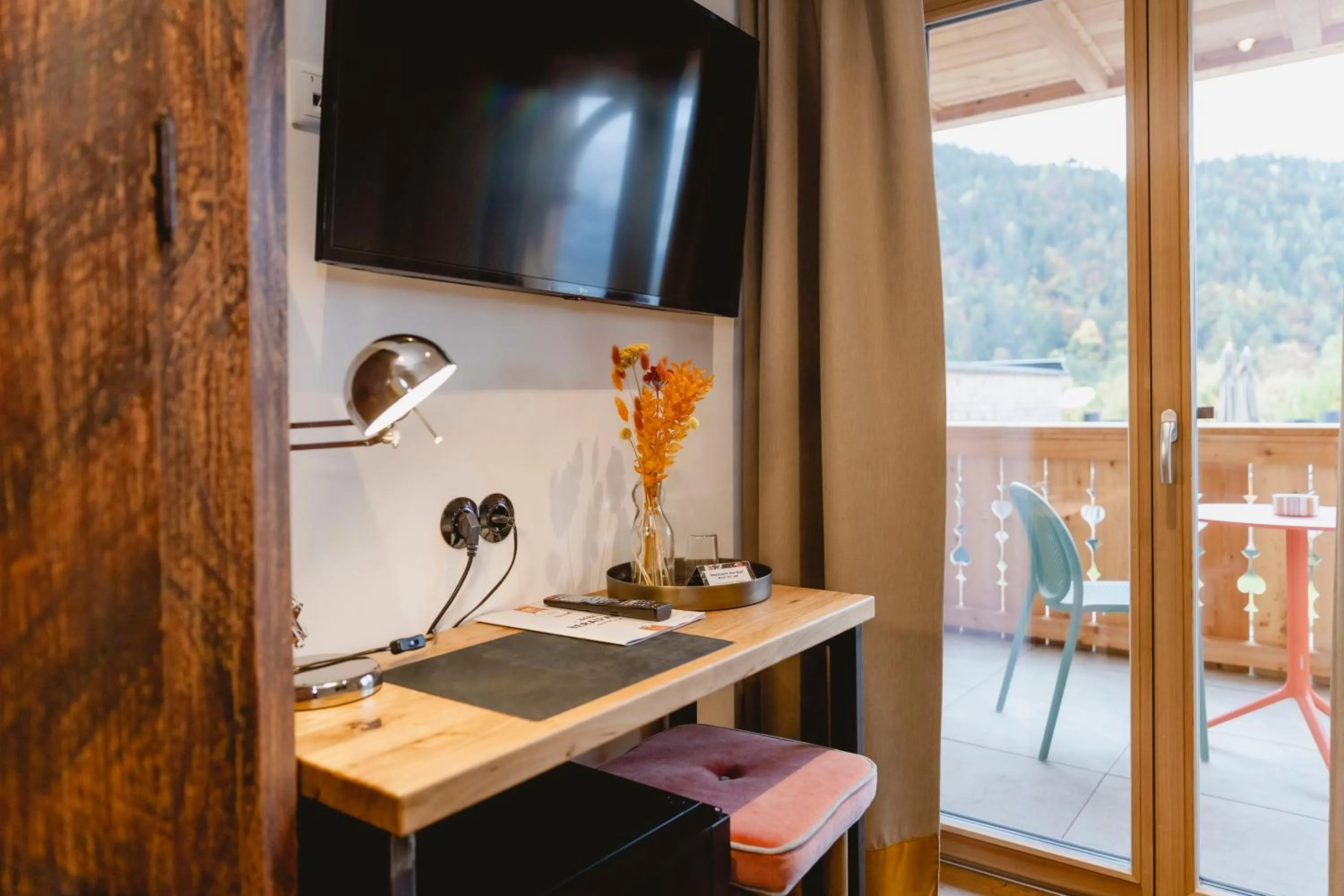 TV and multimedia in Seehotel Berau