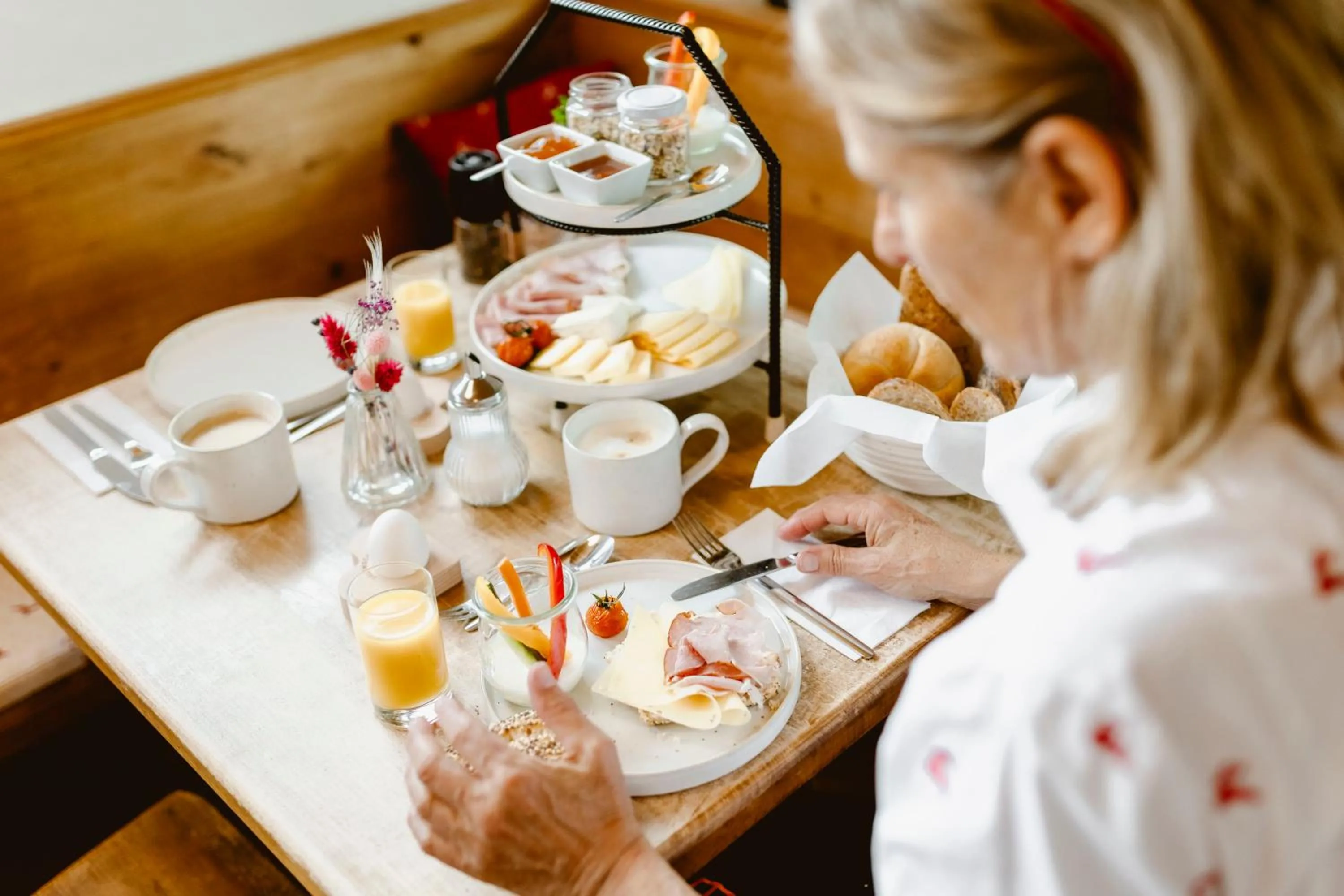 Breakfast in Seehotel Berau