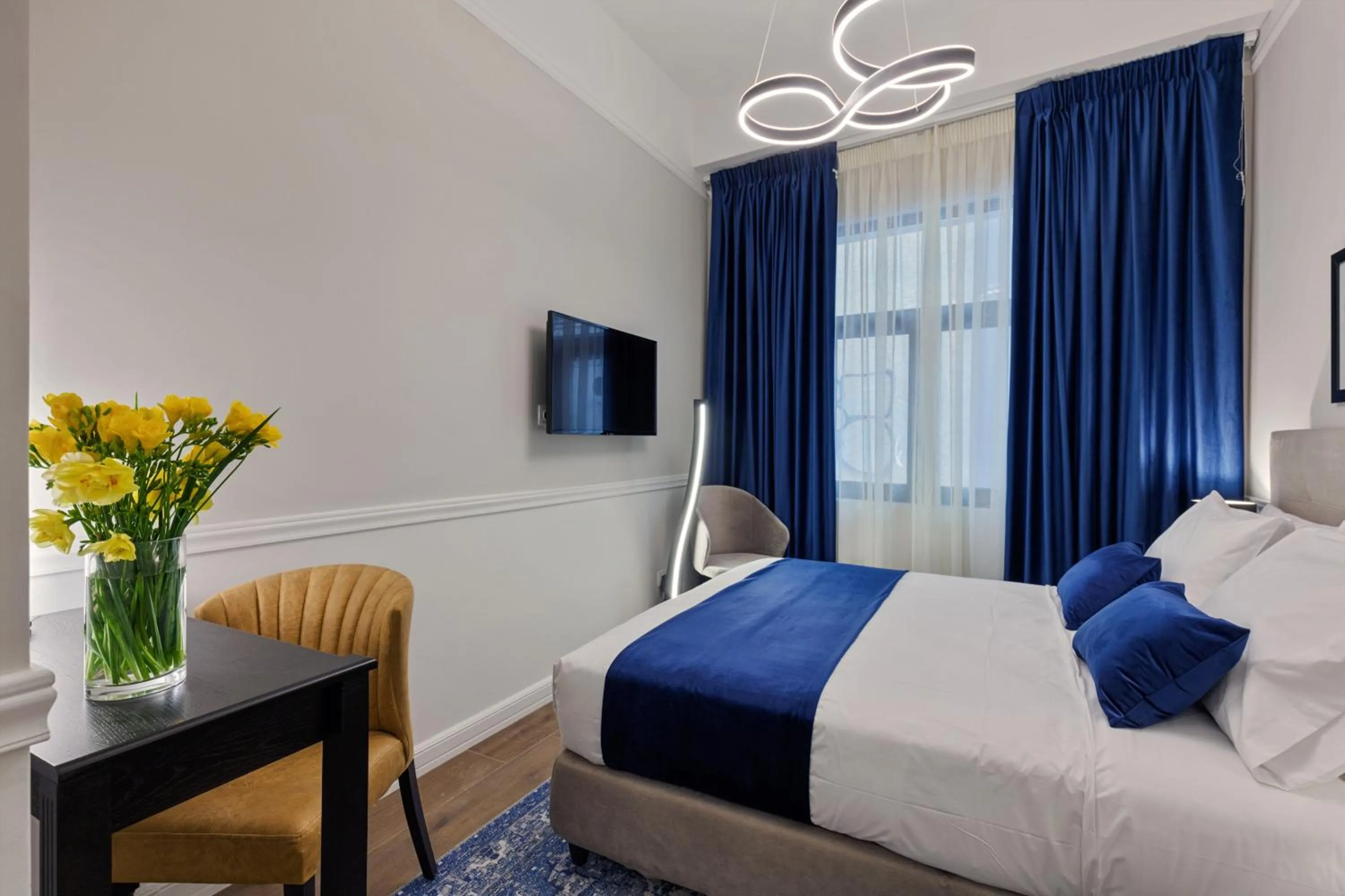 TV and multimedia, Bed in Classic Hotel by Athens Prime Hotels
