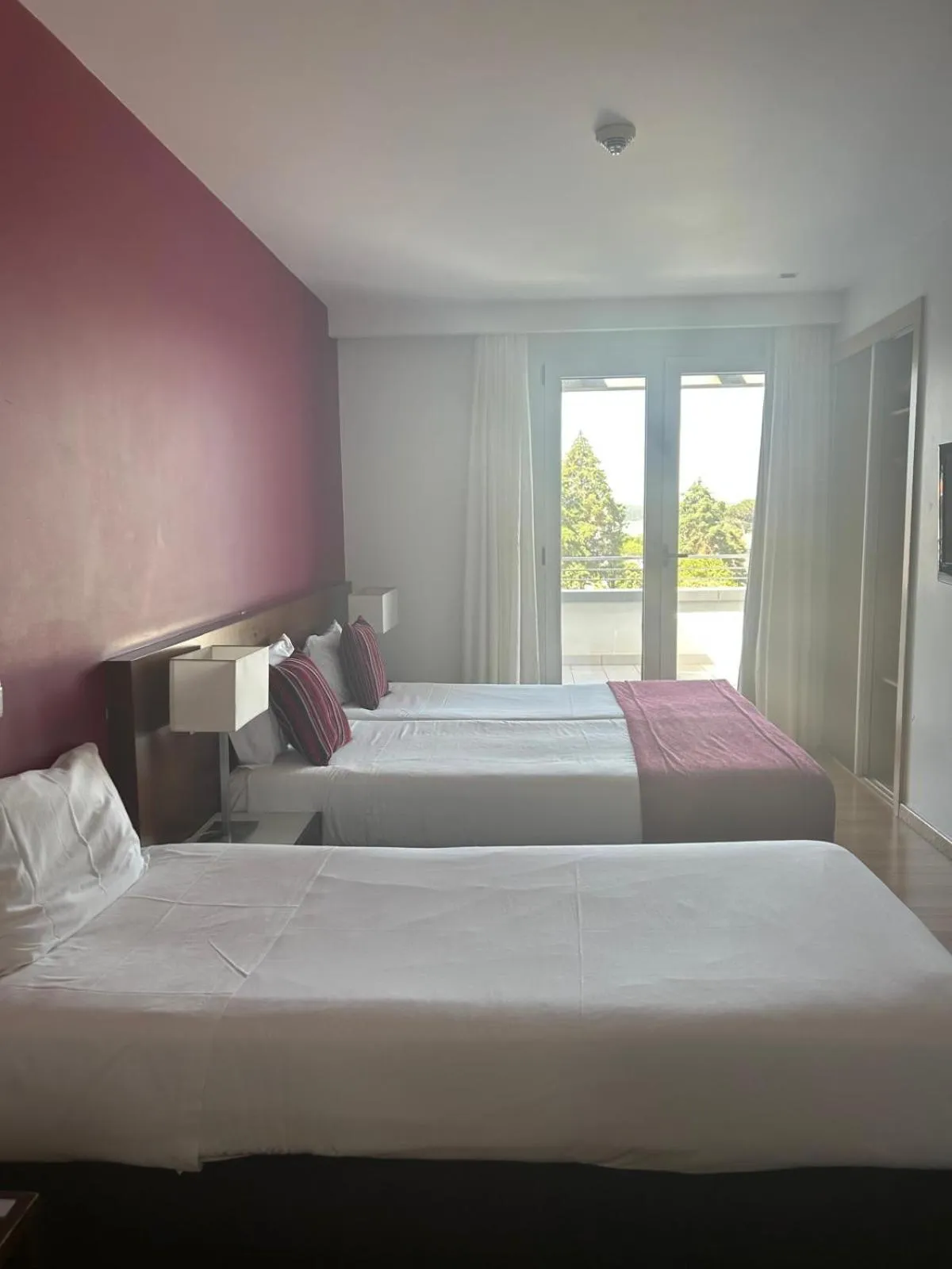 Bedroom, Bed in Hotel Coroa de Fátima