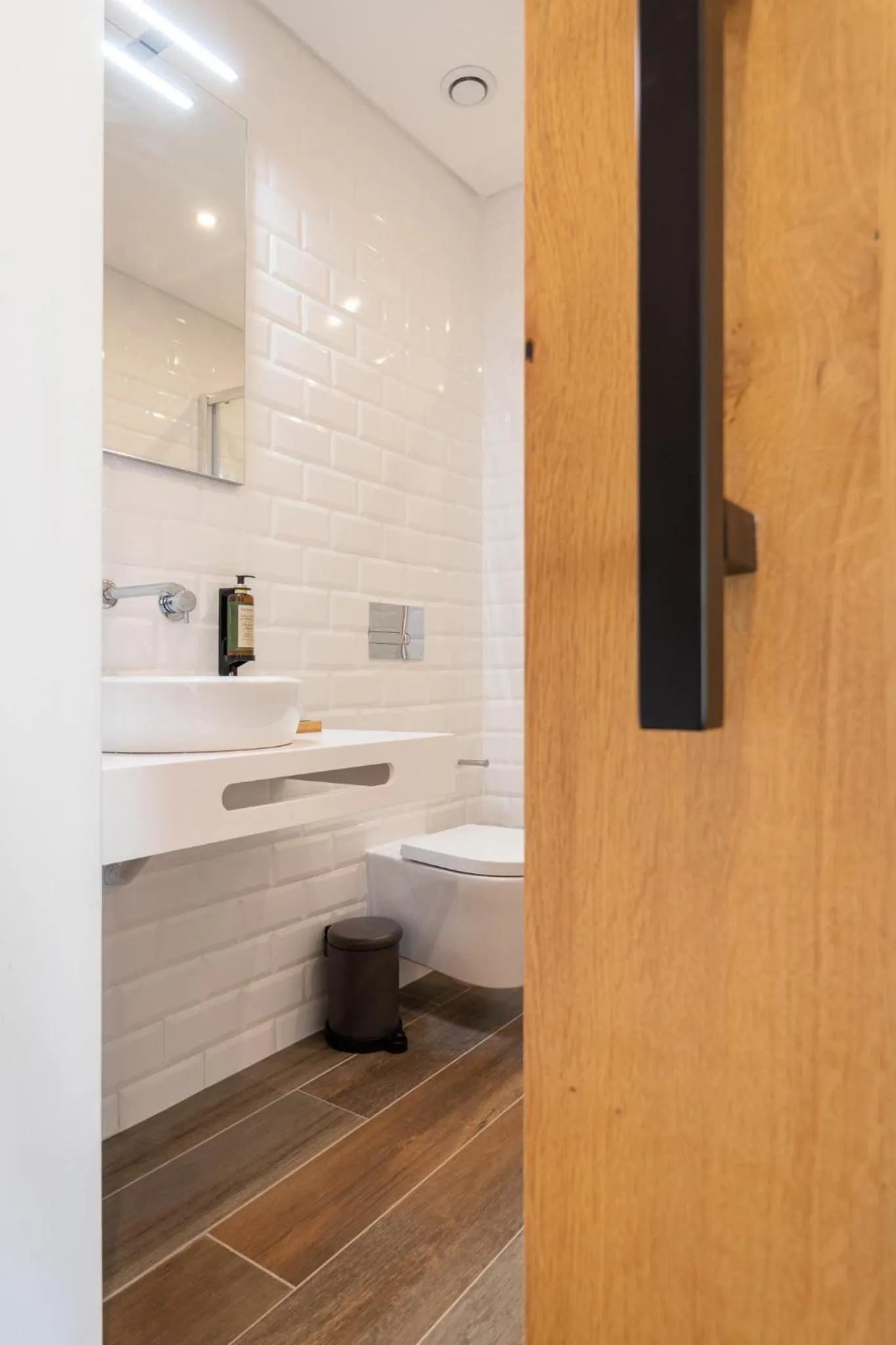 Bathroom in Roots Hotel