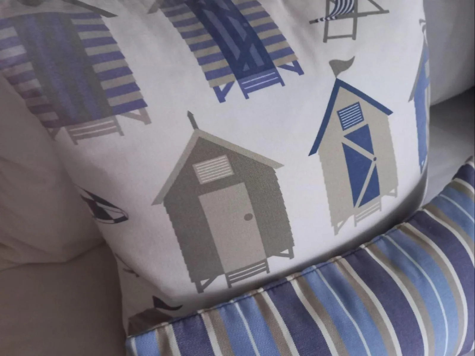 Decorative detail, Bed in Waves of Mercy