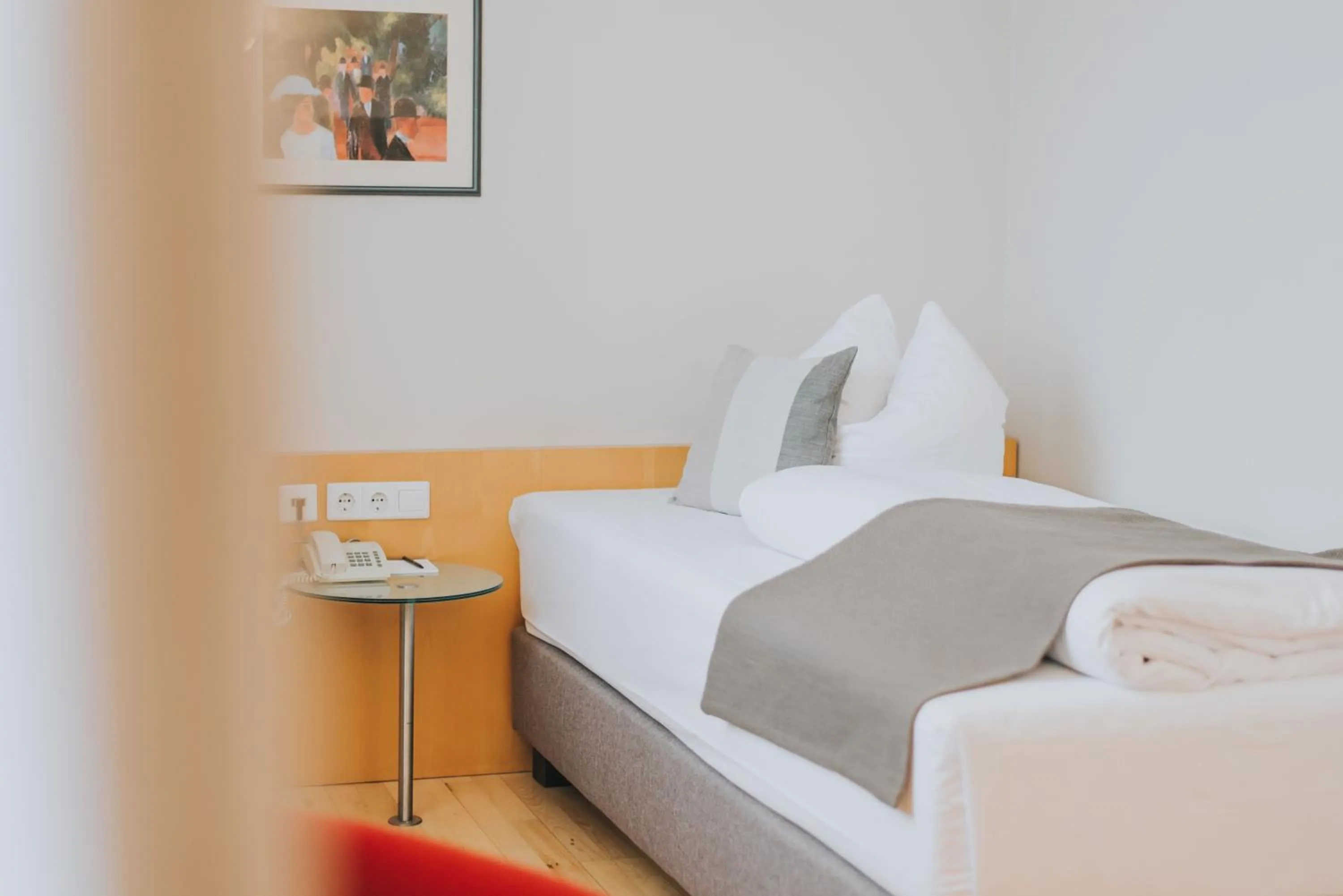 Photo of the whole room, Bed in Hotel Landgasthof Zur Post