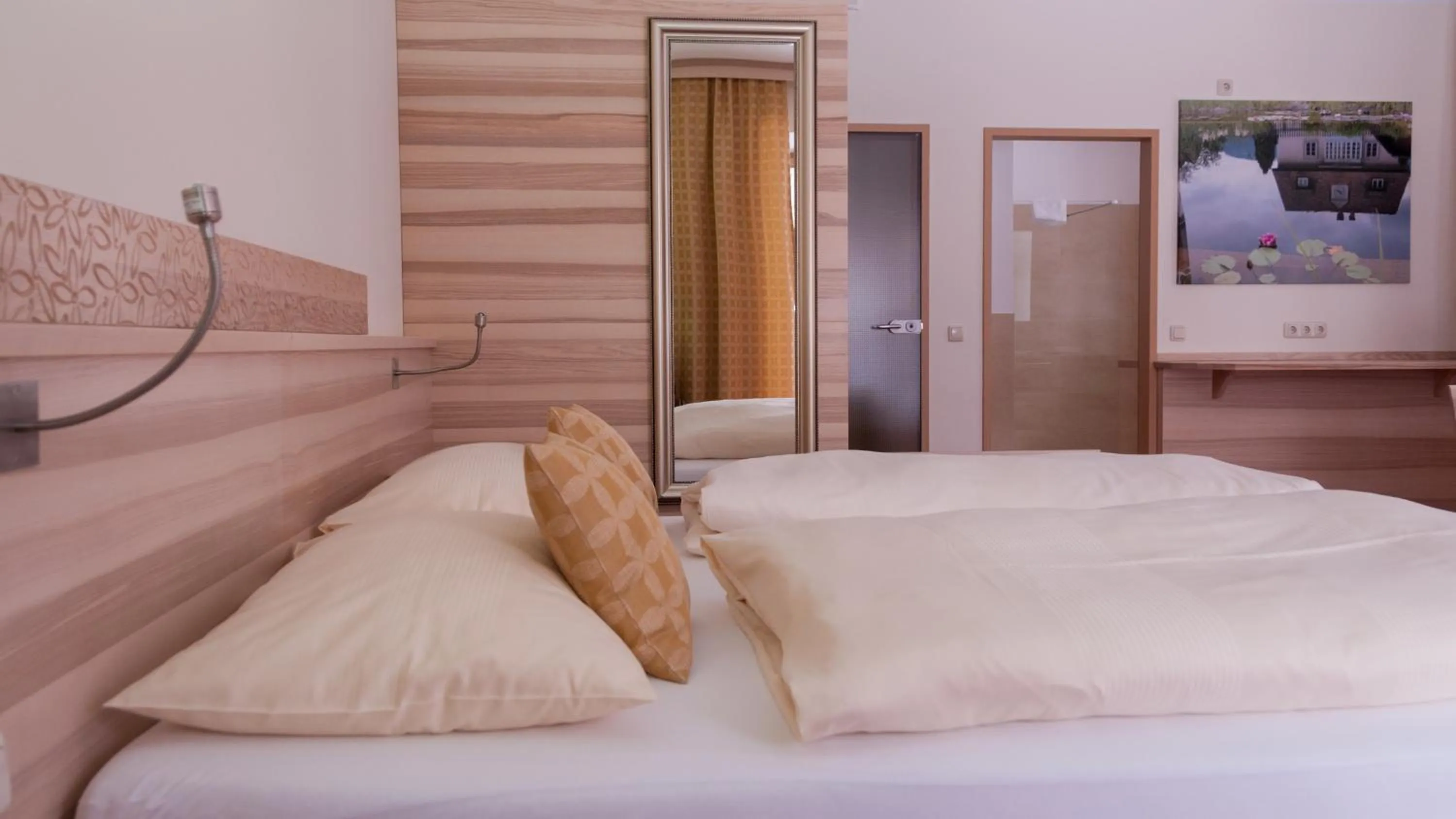 Bed in Familiengasthof Maier