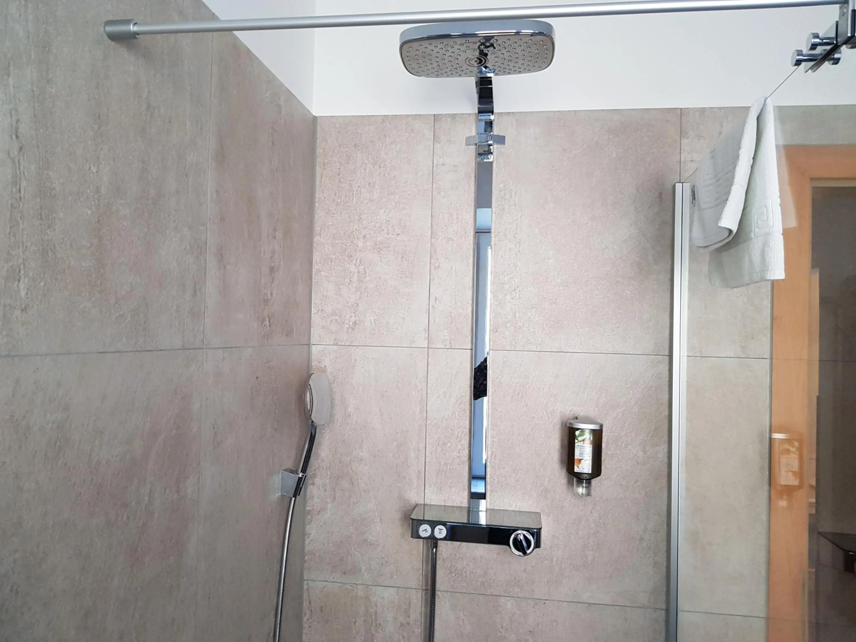 Bathroom in Familiengasthof Maier