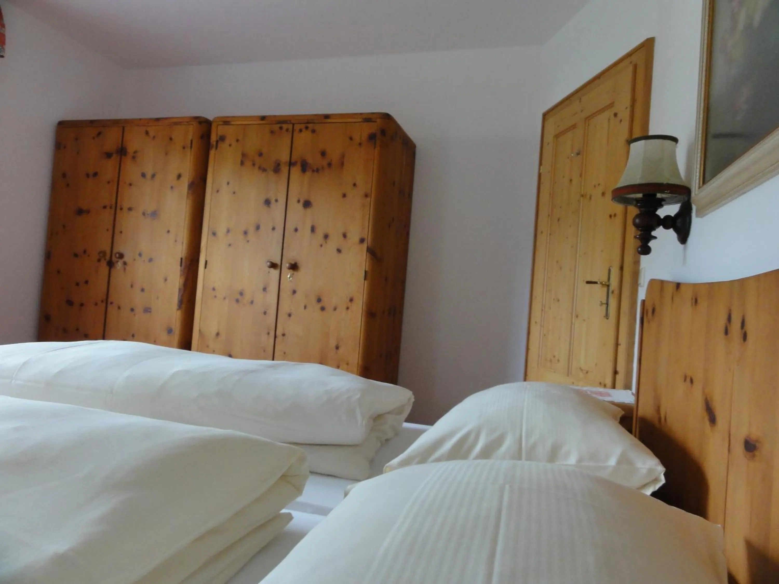 Bedroom, Bed in Familiengasthof Maier