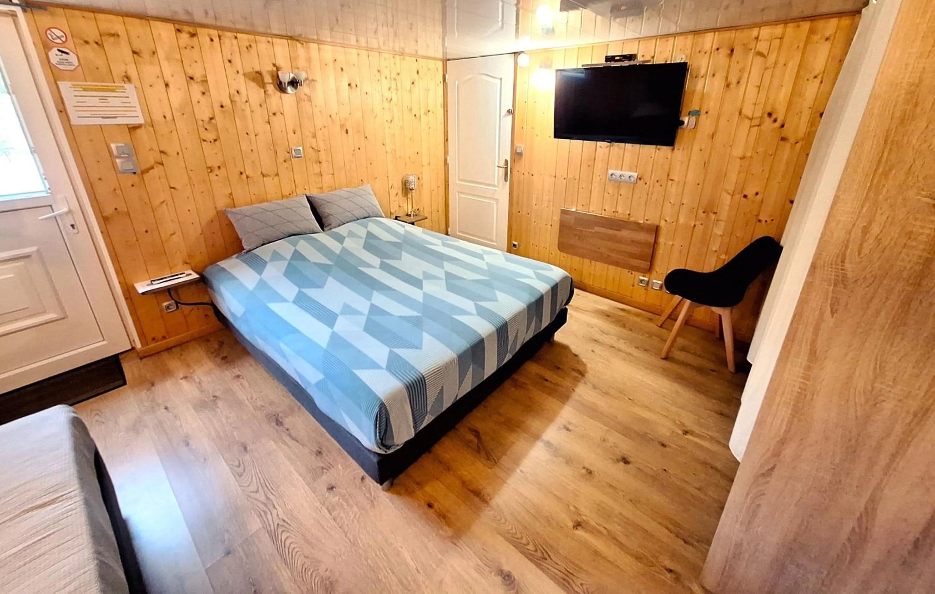 Bed in Chambre d'hôte chez Nathalie & Roland