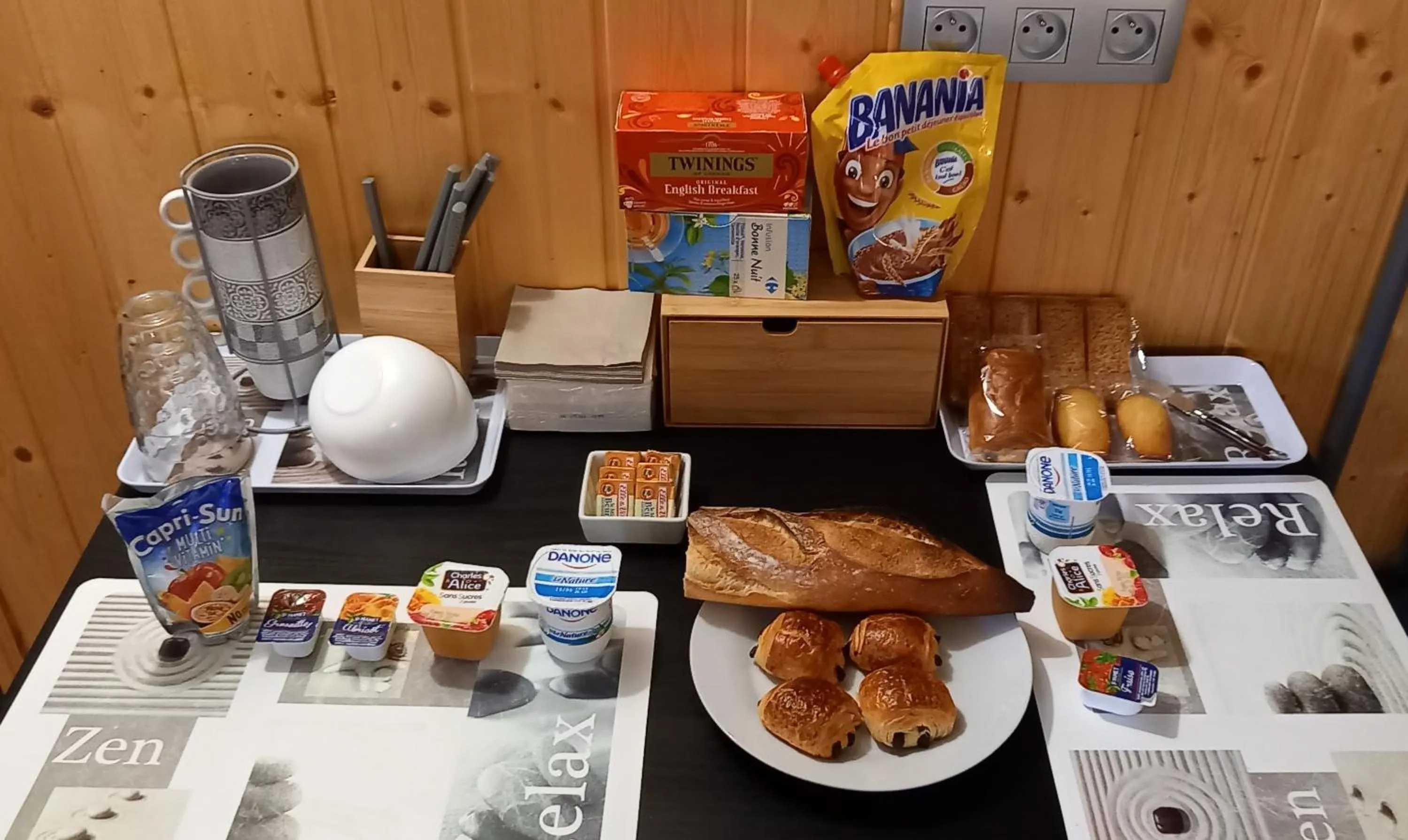 Breakfast in Chambre d'hôte chez Nathalie & Roland