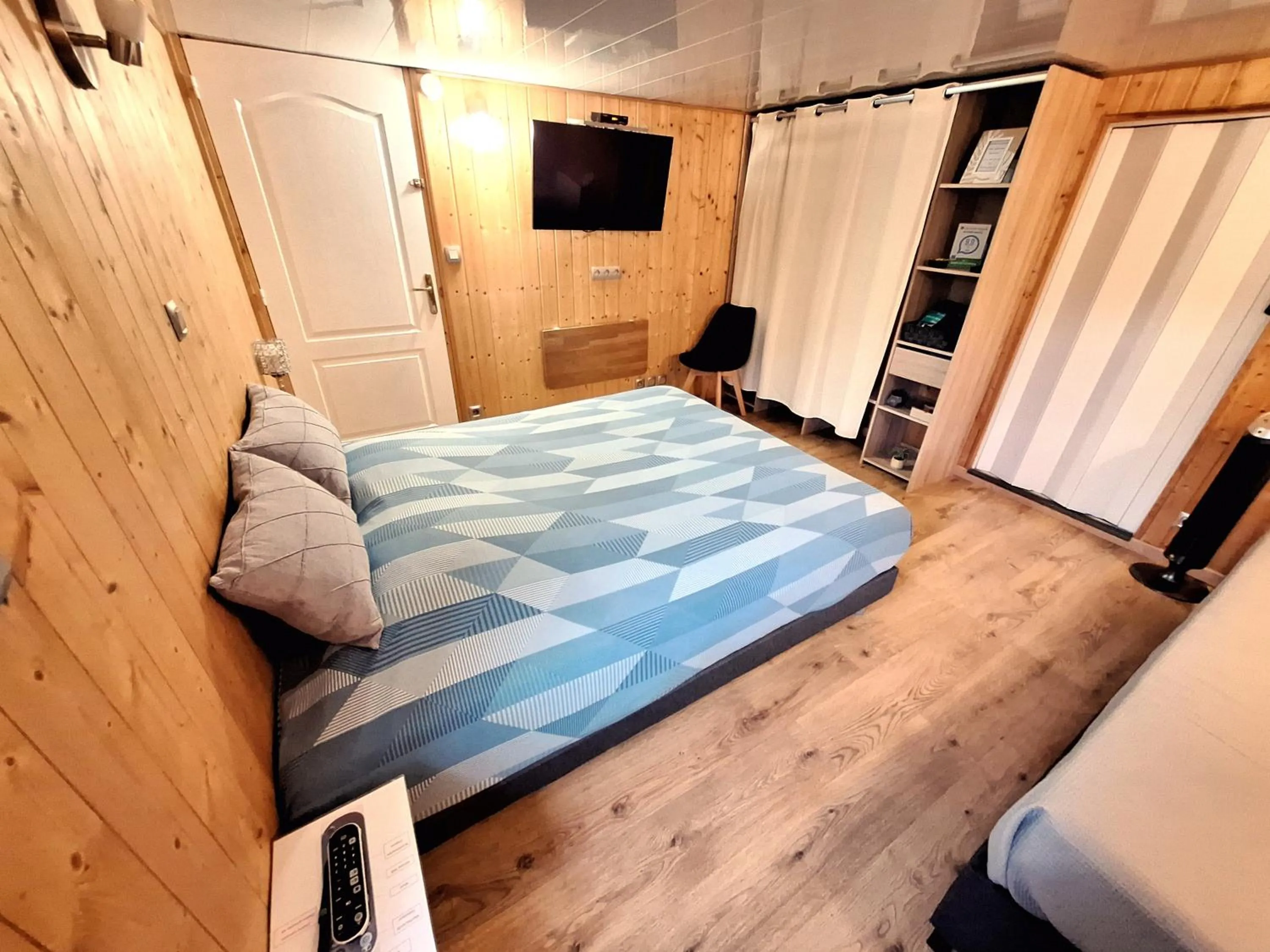 Bed in Chambre d'hôte chez Nathalie & Roland