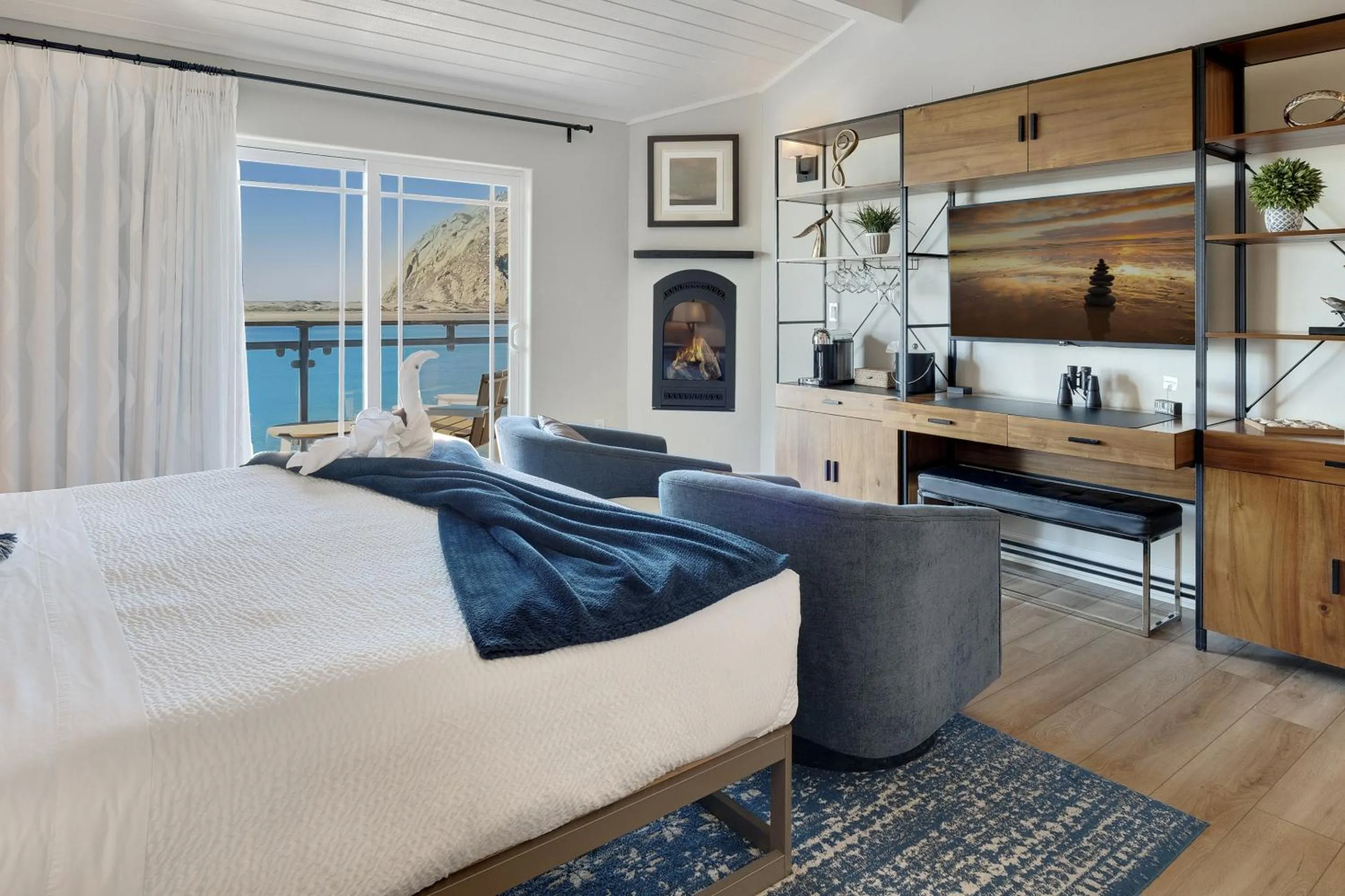 Bedroom in Anderson Inn