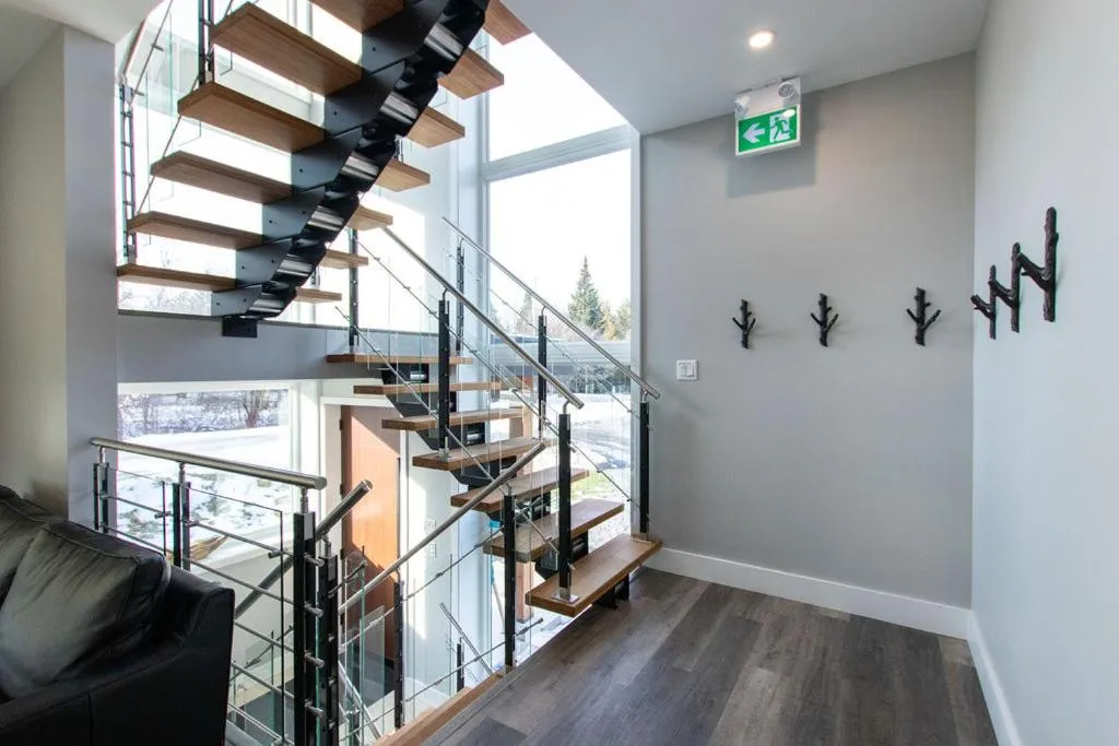 Living room in 107 Birchview Trail