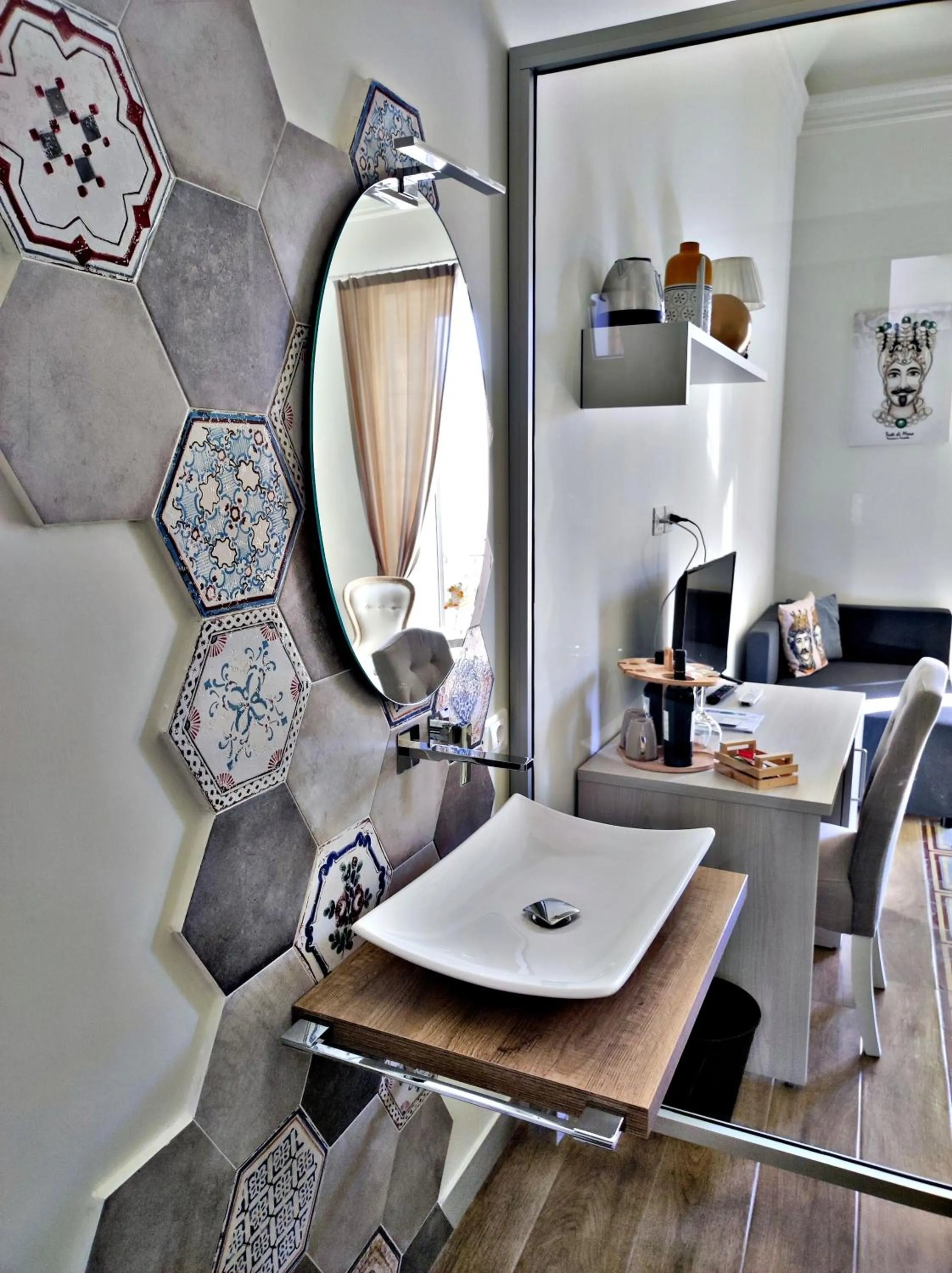 Bathroom in Kèramos Luxury Rooms