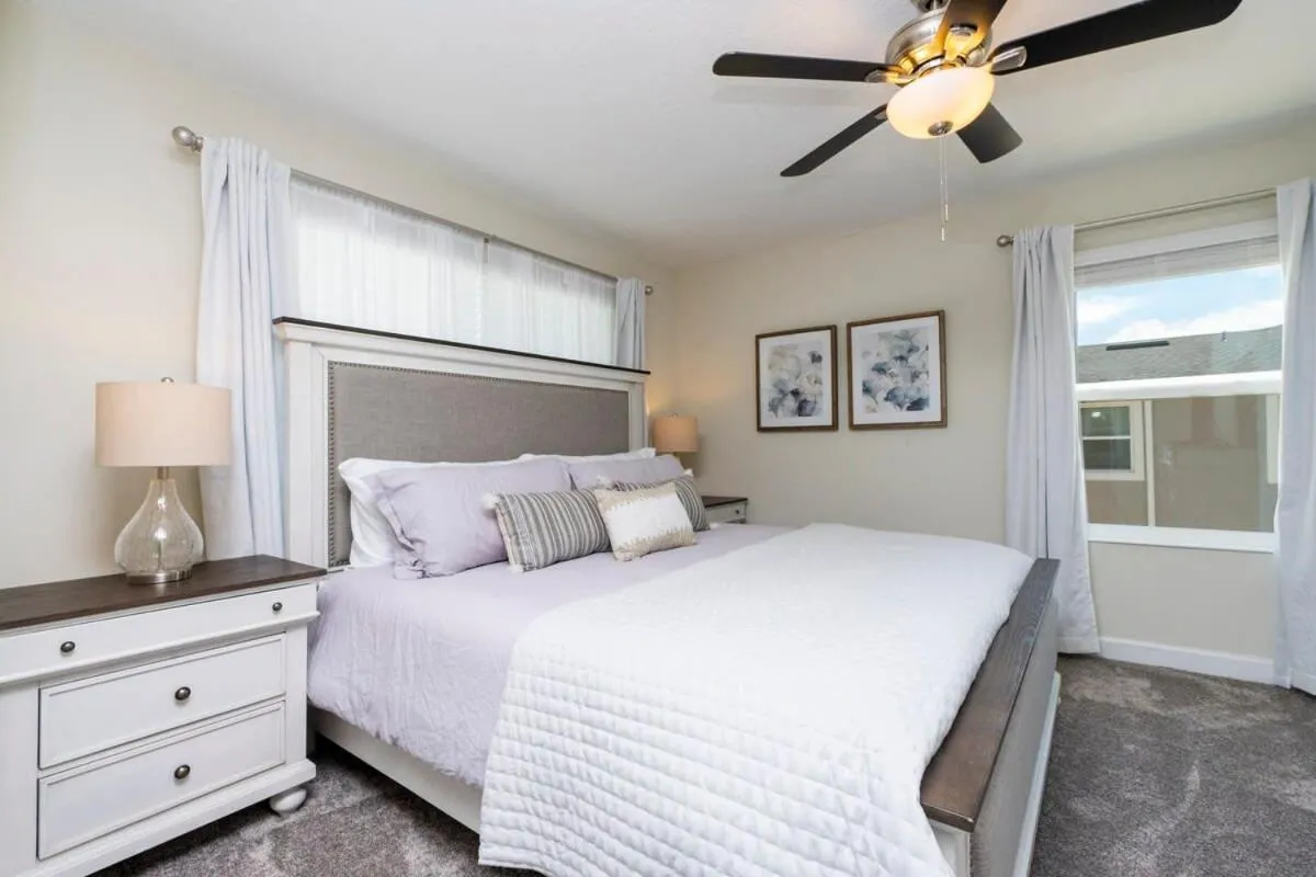 Bed in Stunning 5 Bd w/ Pool Close to Disney 2905