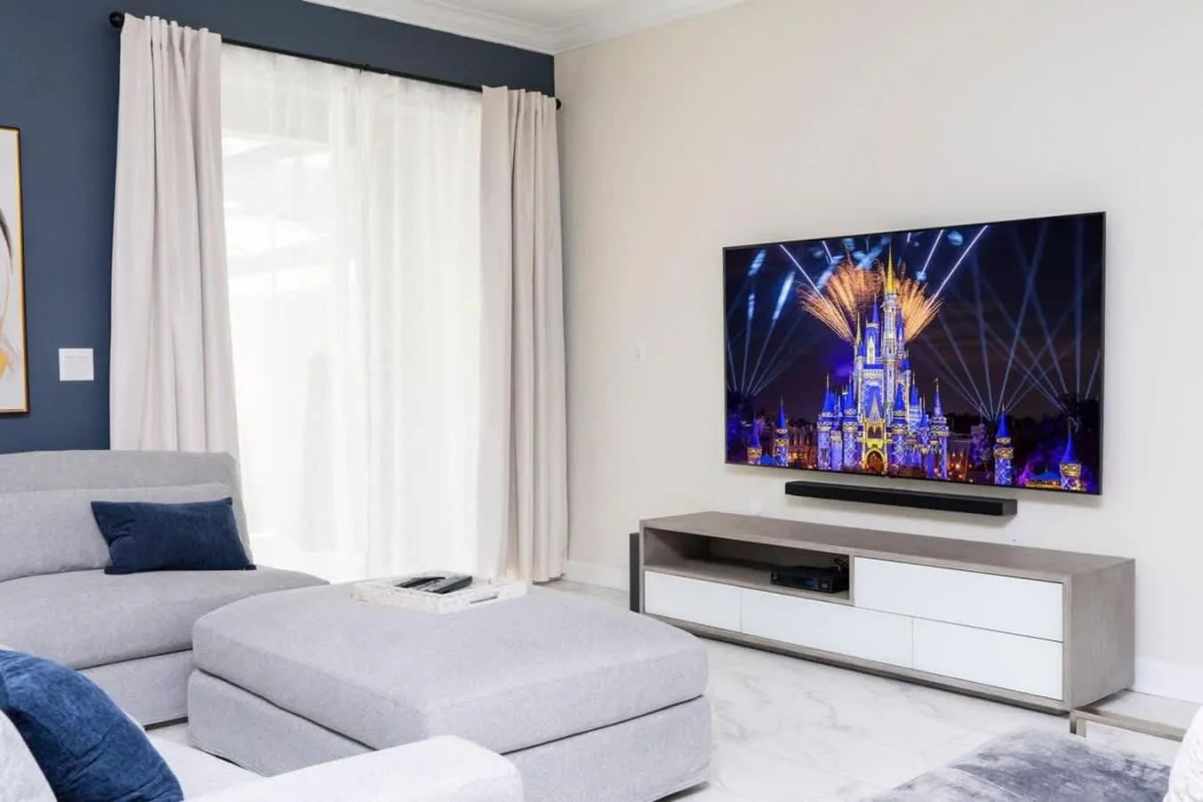 Stunning 5 Bd w/ Pool Close to Disney 2905