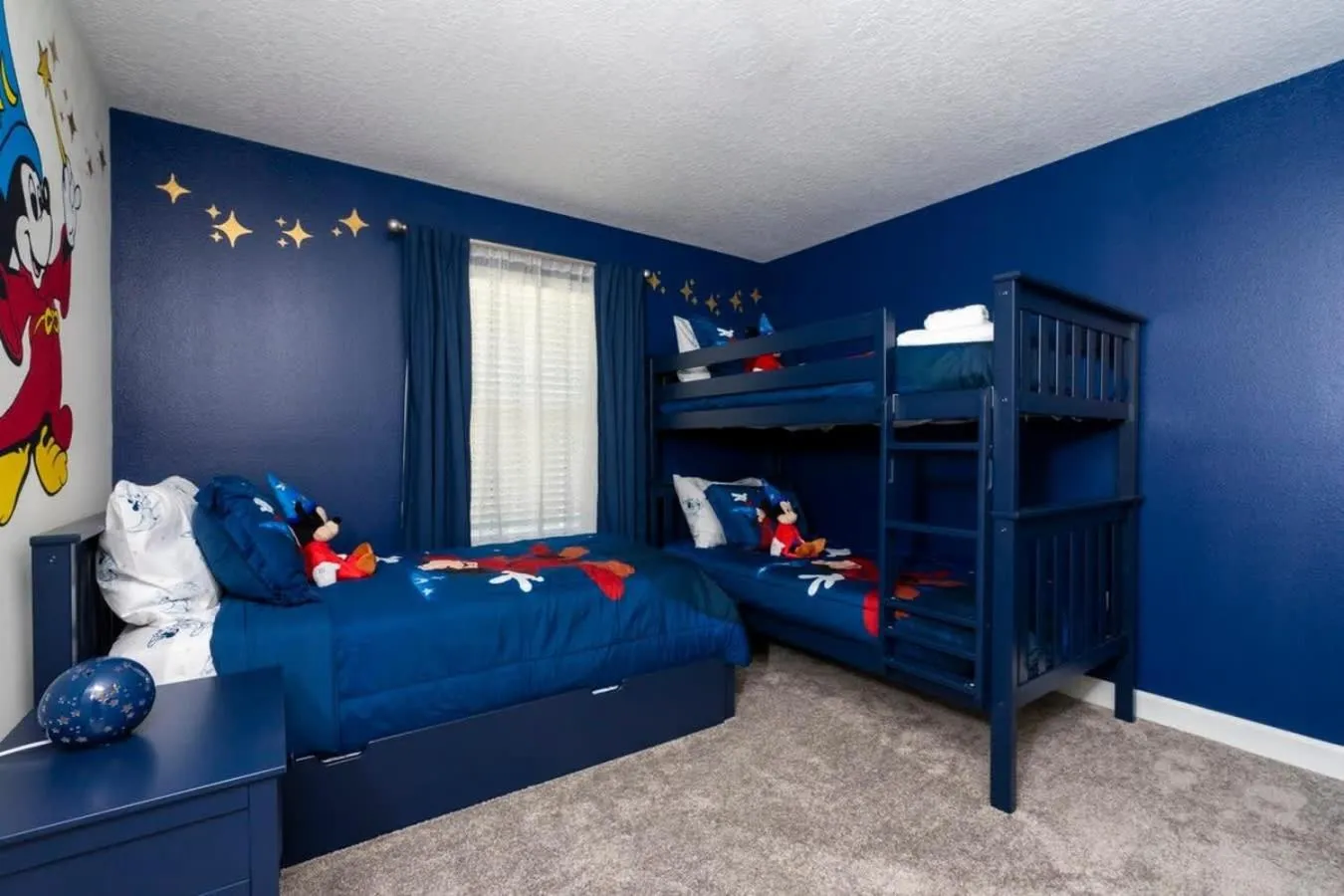 Bed in Stunning 5 Bd w/ Pool Close to Disney 2905