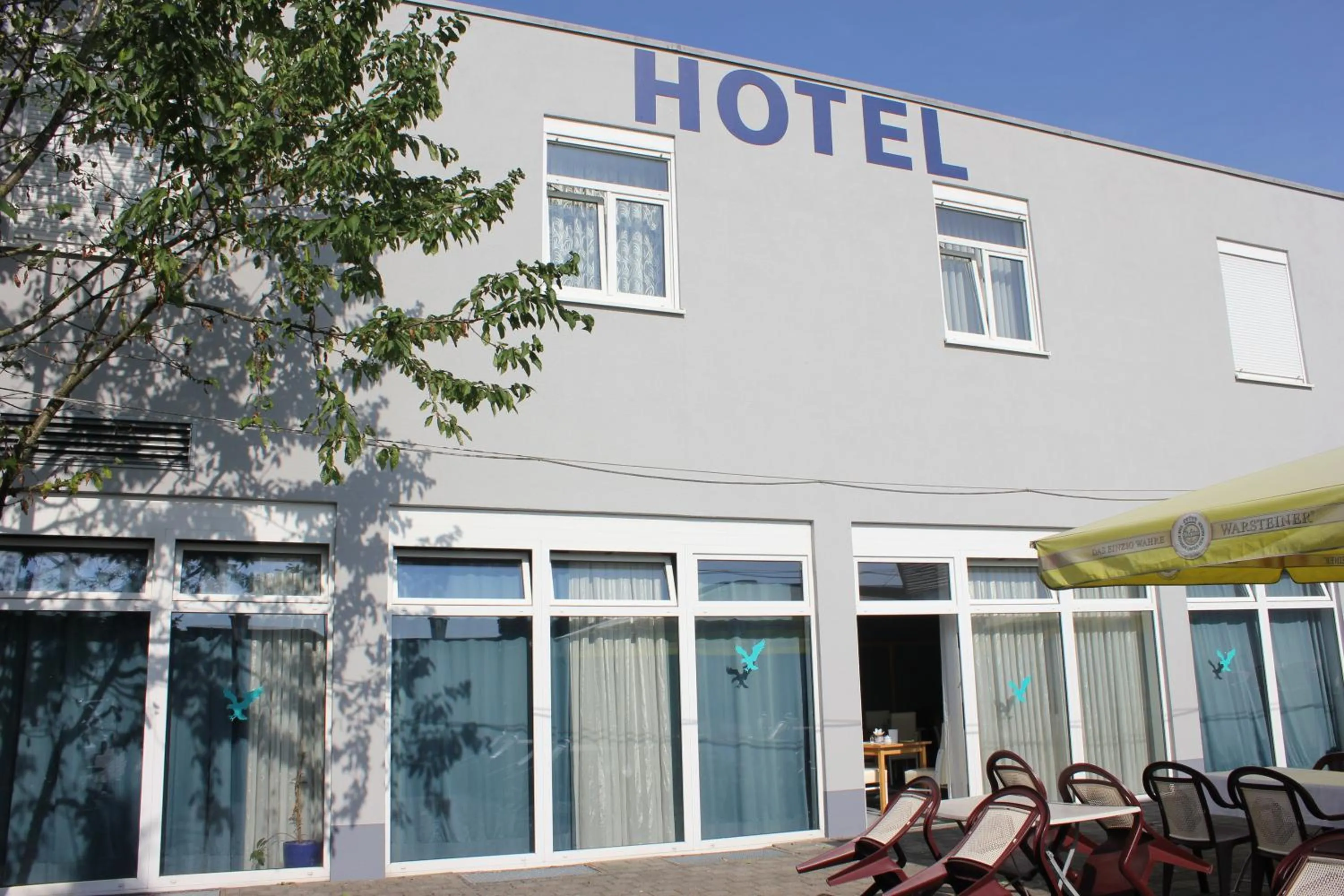 Property building in Hotel Rheinbrücke